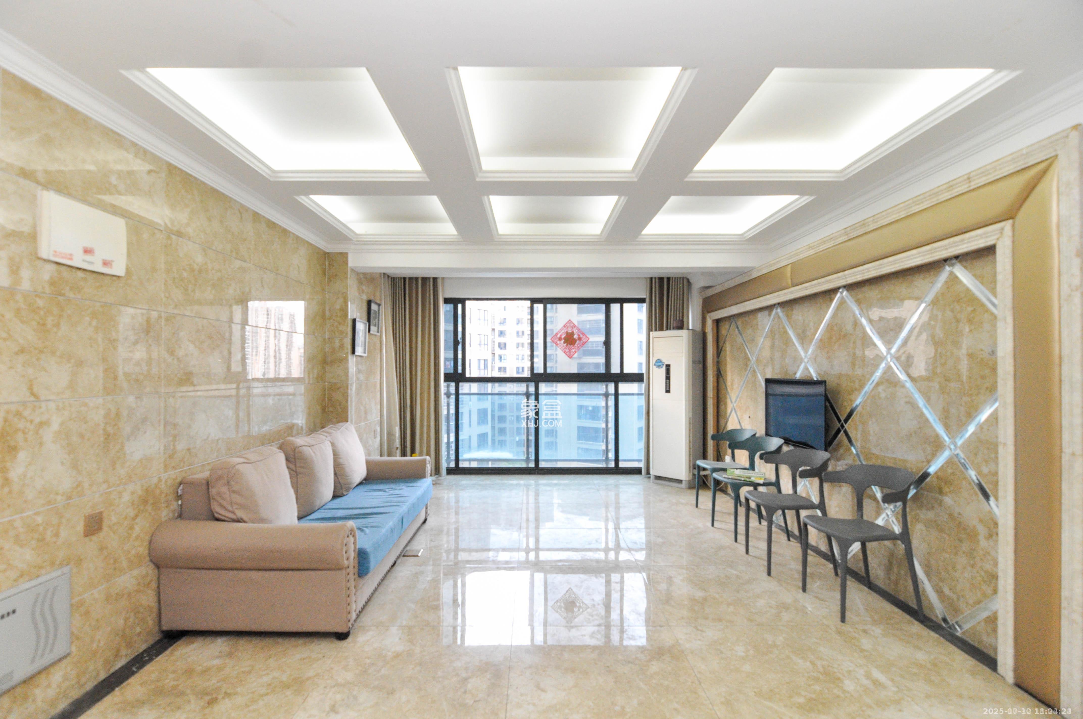 阿普阿布  3室2厅2卫    2700.0元/月室内图