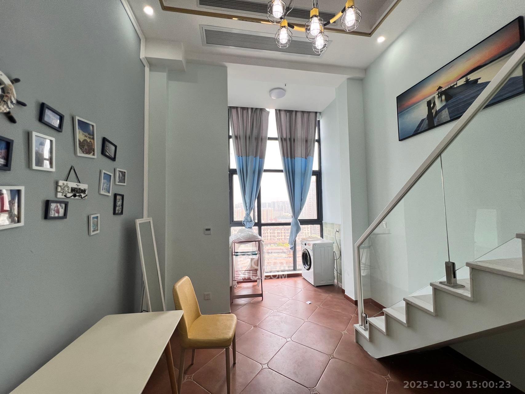 裕天国际商汇中心  1室1厅1卫    1600.0元/月室内图