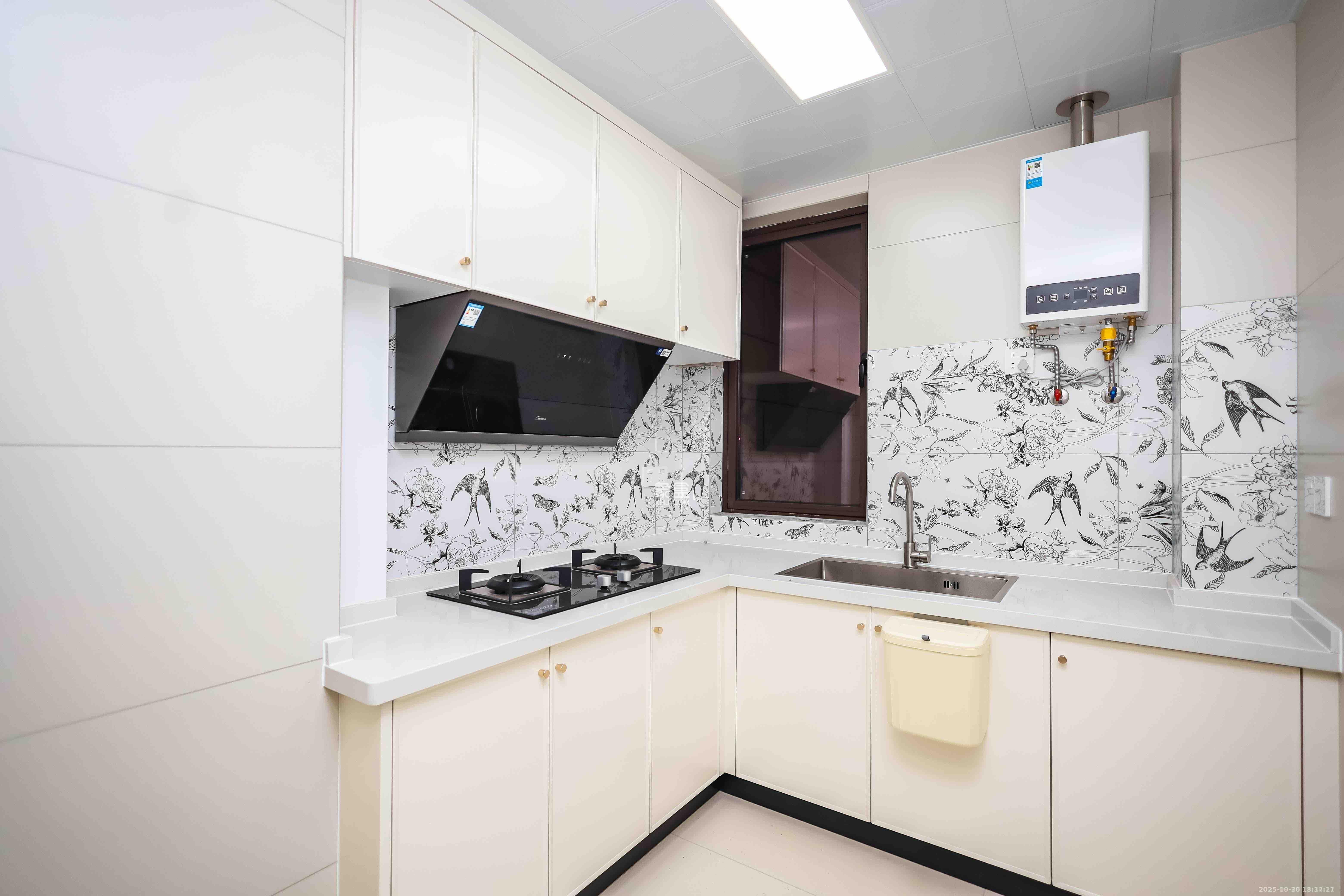 奥克斯缔壹城  3室2厅2卫    2500.0元/月 奥克斯缔壹城  3室2厅2卫    2500.0元/月室内图