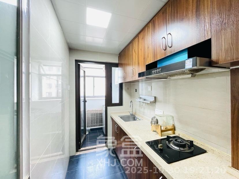 地质家园一、二期（地泰人民公馆）  1室1厅1卫    2200.0元/月室内图