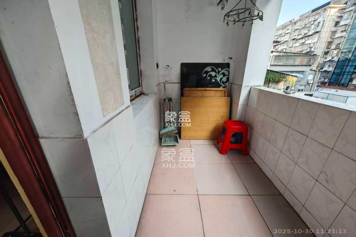 书院路散盘  2室1厅1卫    1400.0元/月 书院路散盘  2室1厅1卫    1400.0元/月室内图