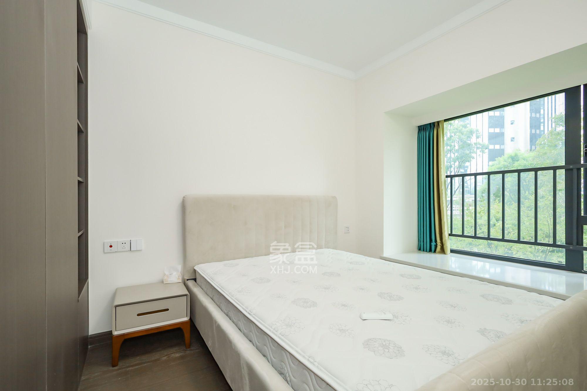 滨江府1913  4室2厅2卫    4000.0元/月室内图