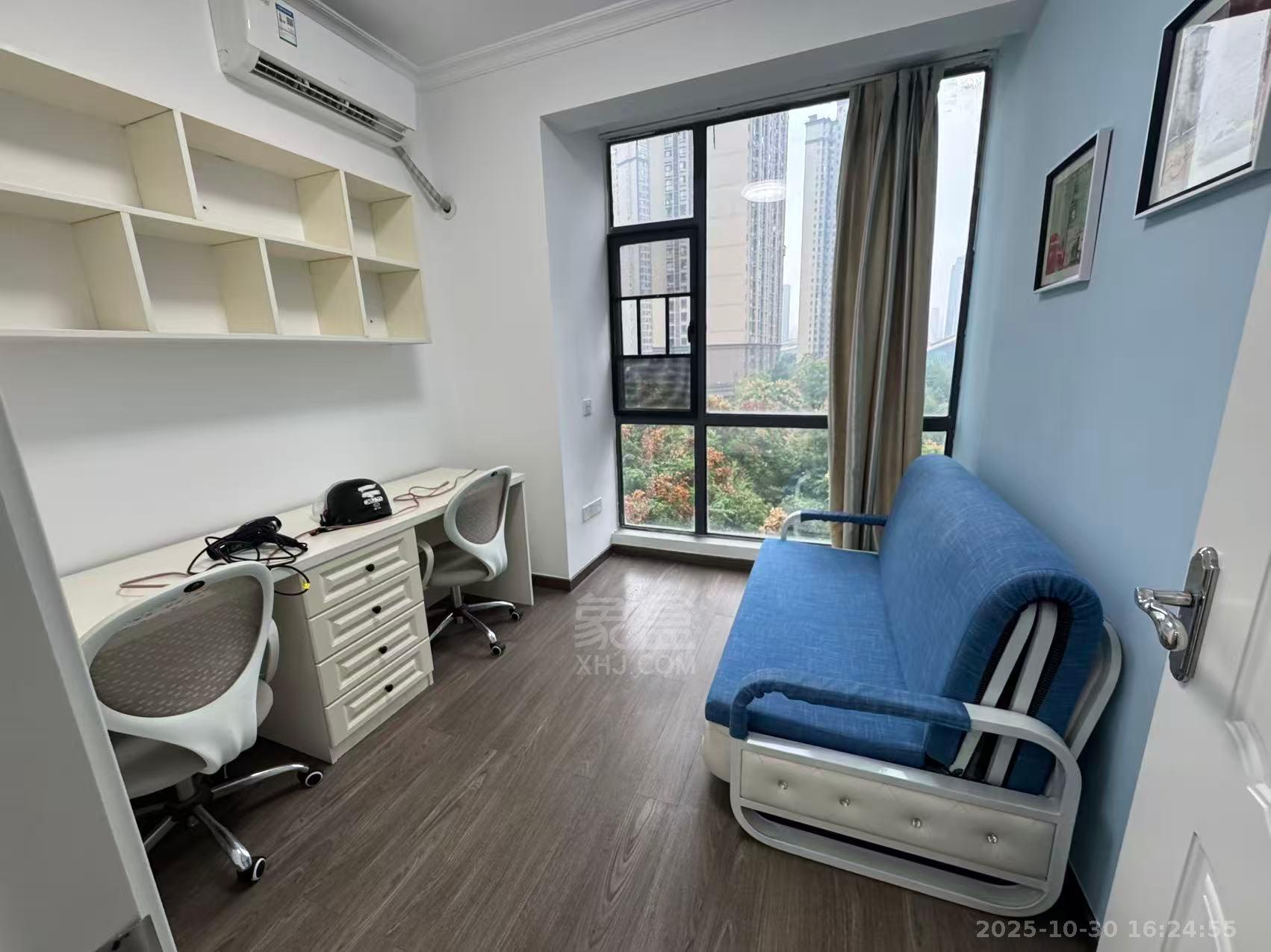 庐山春天早安华晨  3室2厅1卫    2000.0元/月室内图