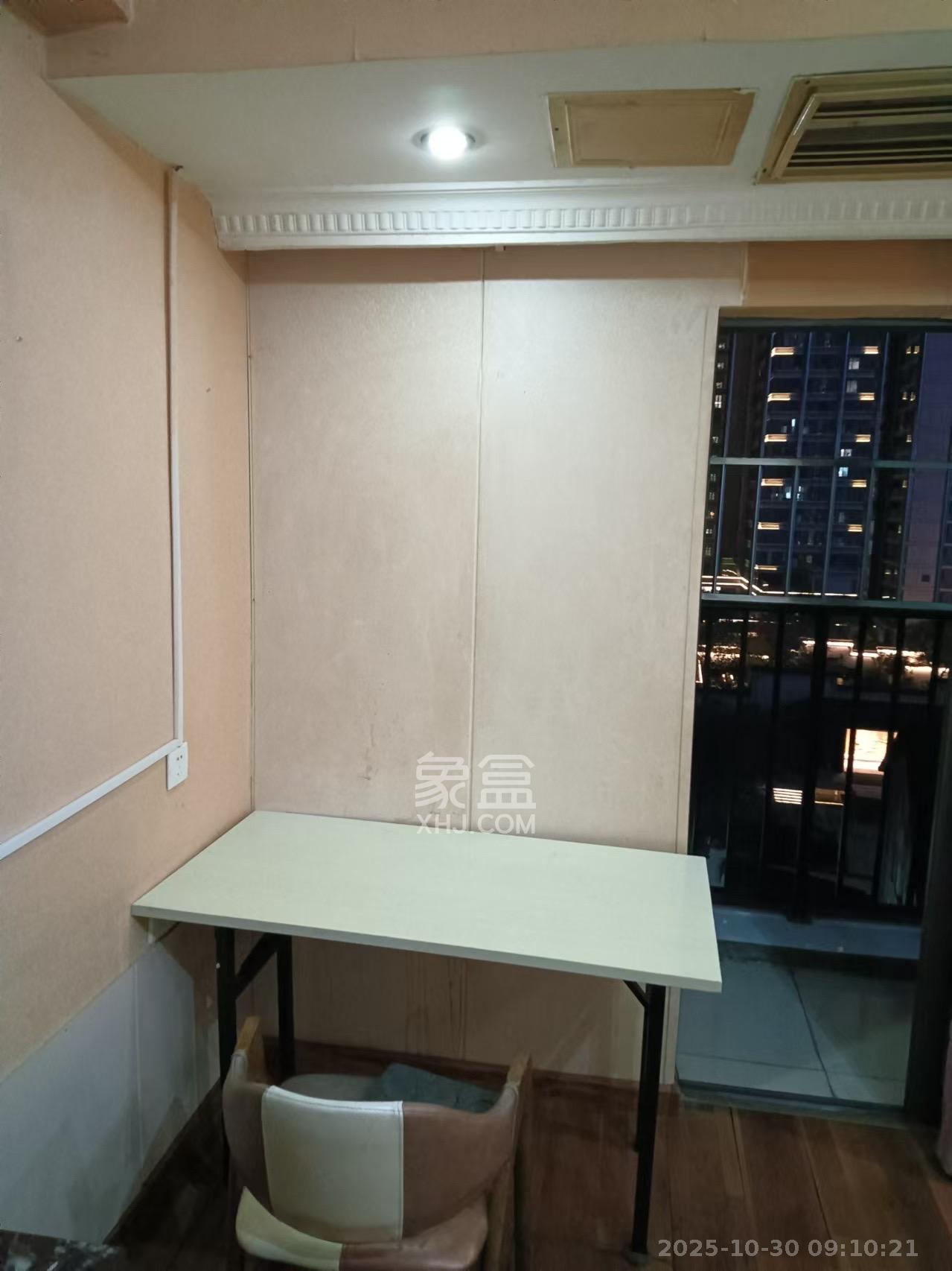 名富公寓  1室1厅1卫    1300.0元/月室内图