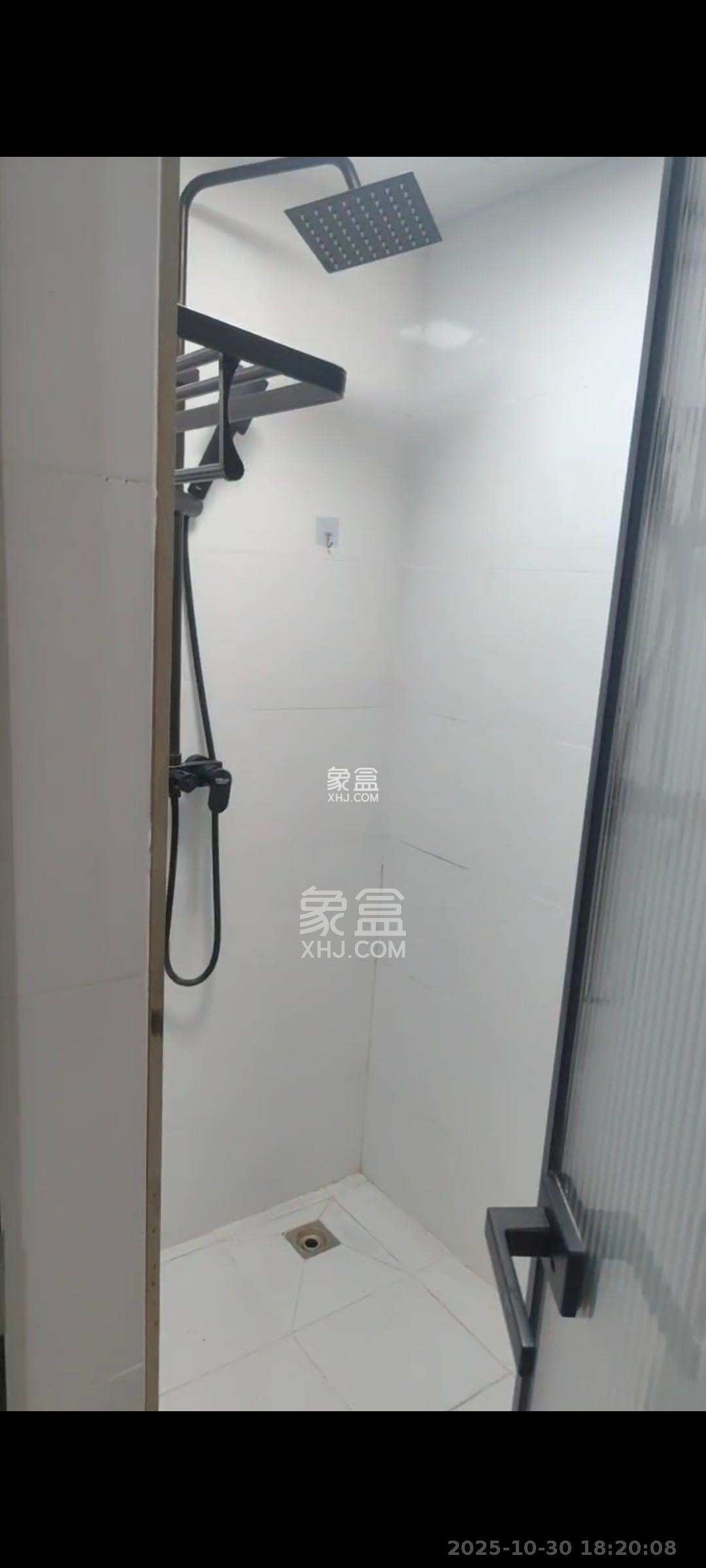 金地商置湘江峯汇 1室1厅1卫 1400.0元/月 金地商置湘江峯汇 1室1厅1卫 1400.0元/月室内图