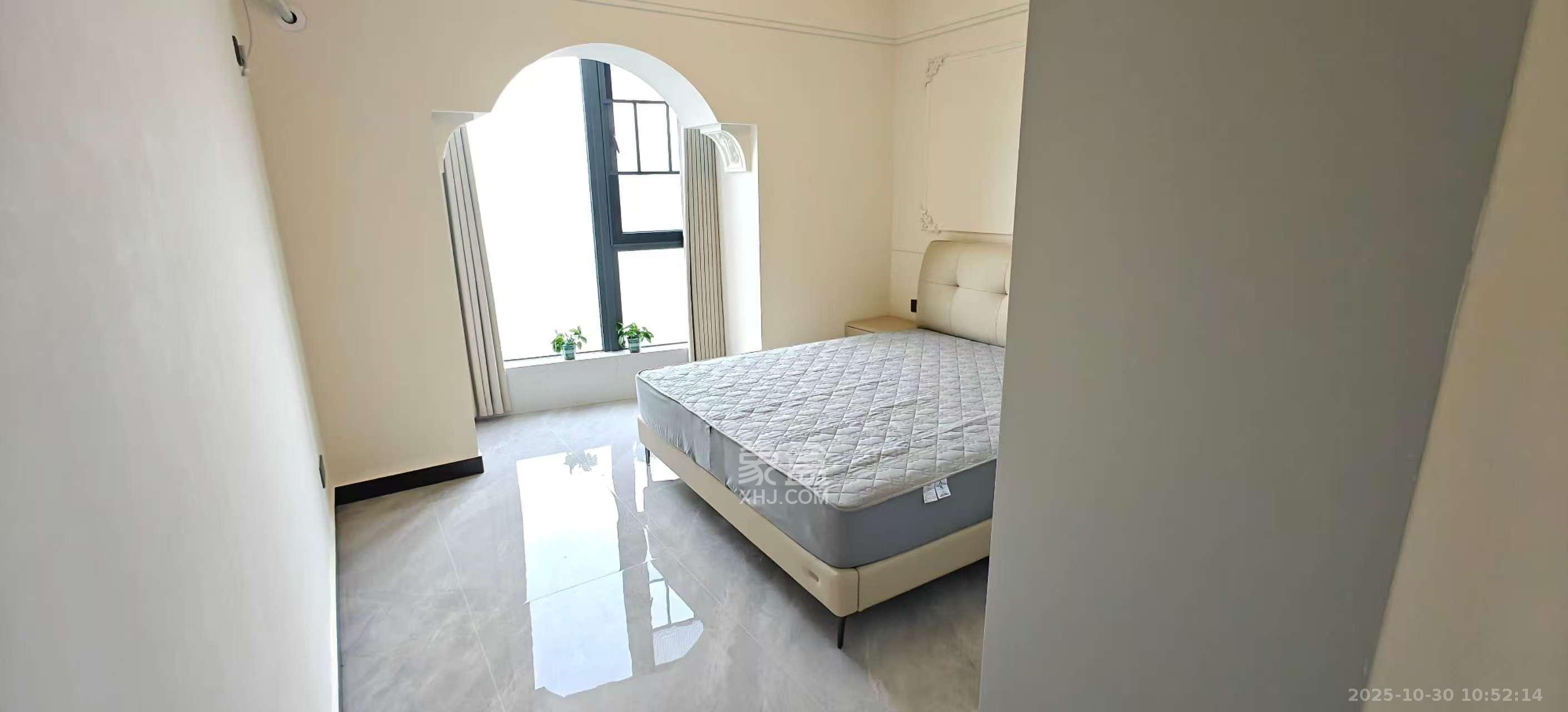 湘江颂  3室2厅2卫    6500.0元/月 湘江颂  3室2厅2卫    6500.0元/月室内图