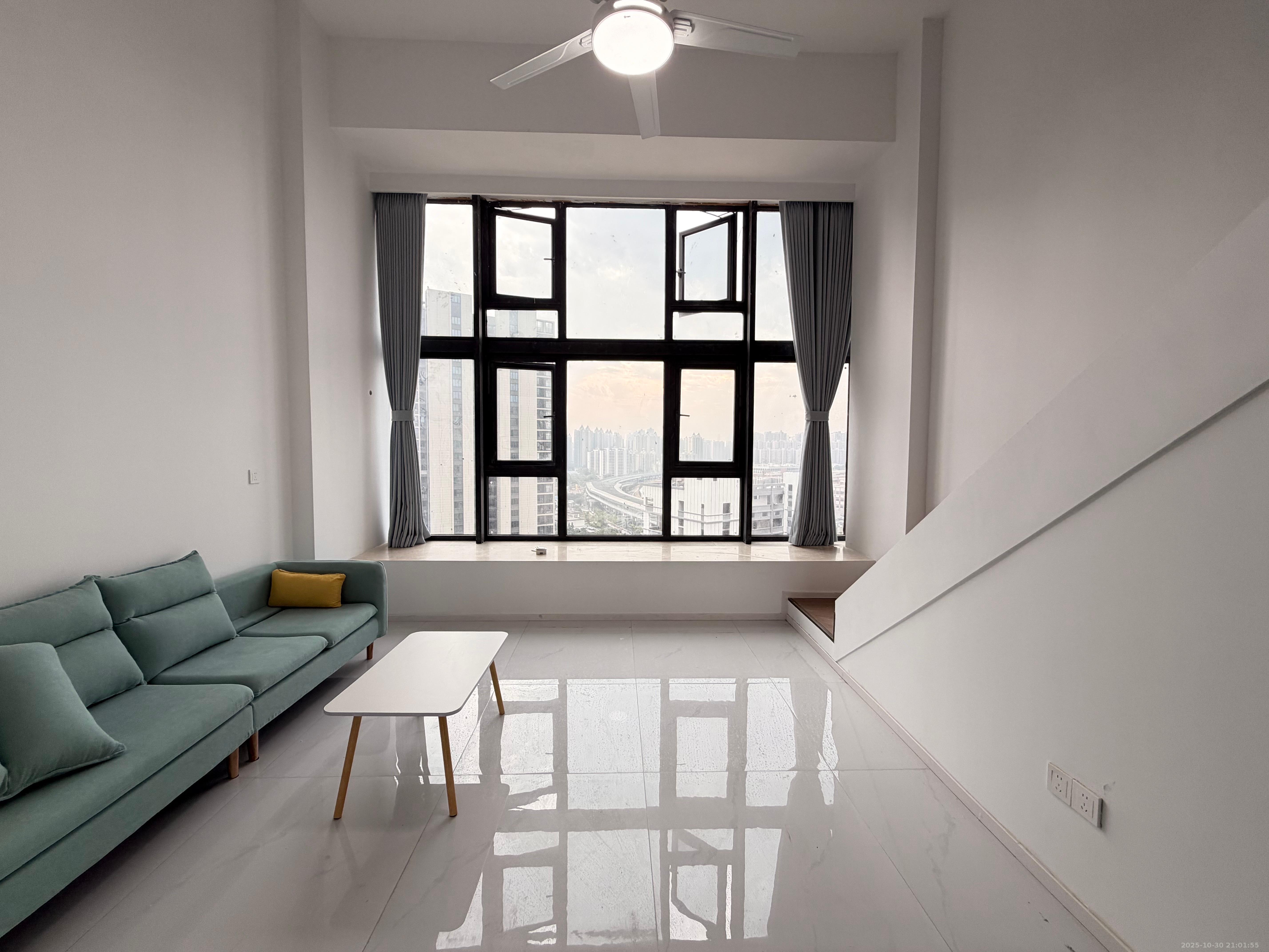 恒泰风格城市 2室2厅2卫 1800.0元/月 恒泰风格城市 2室2厅2卫 1800.0元/月室内图