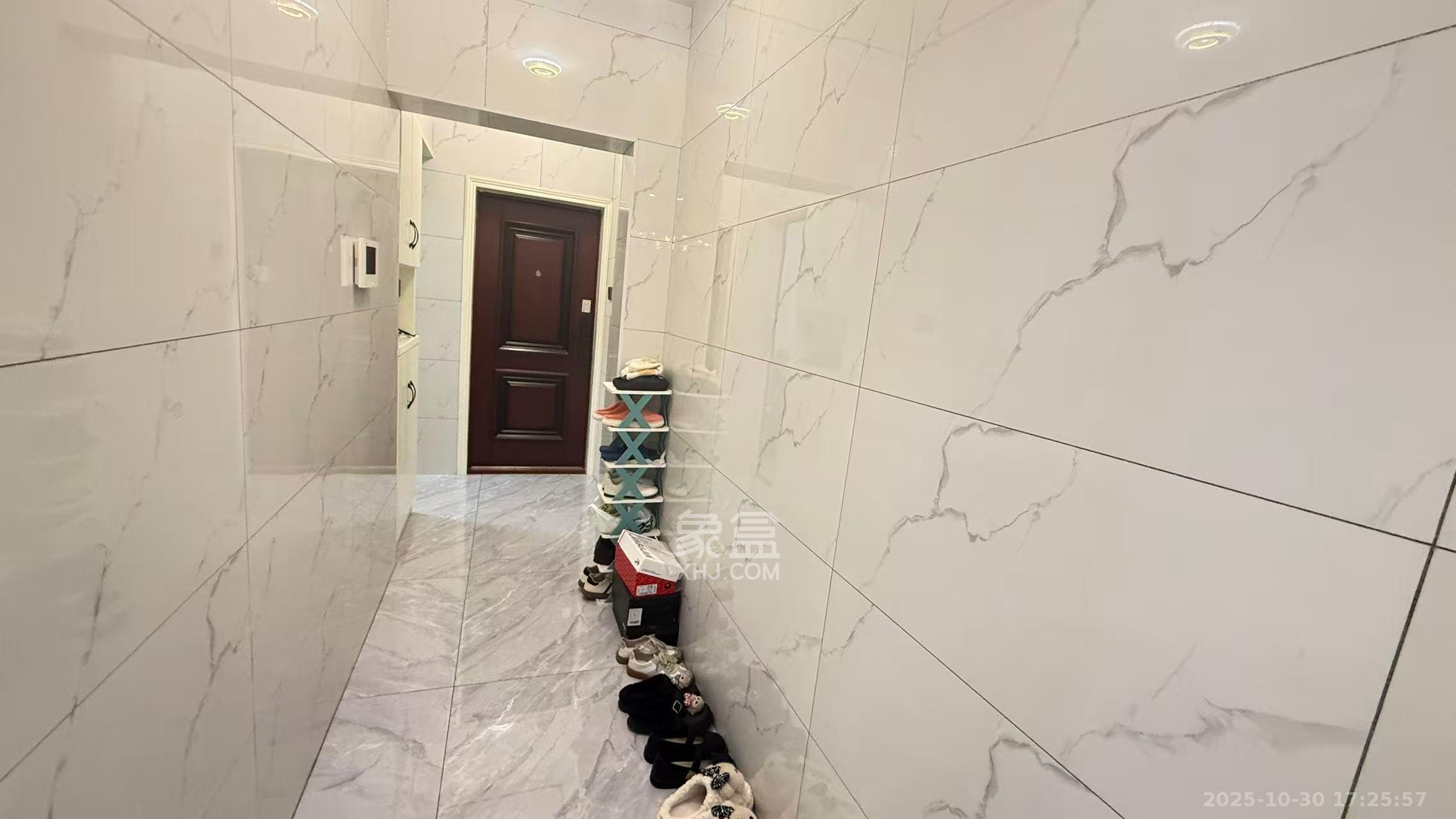 金侨城  2室1厅1卫    48.8万室内图