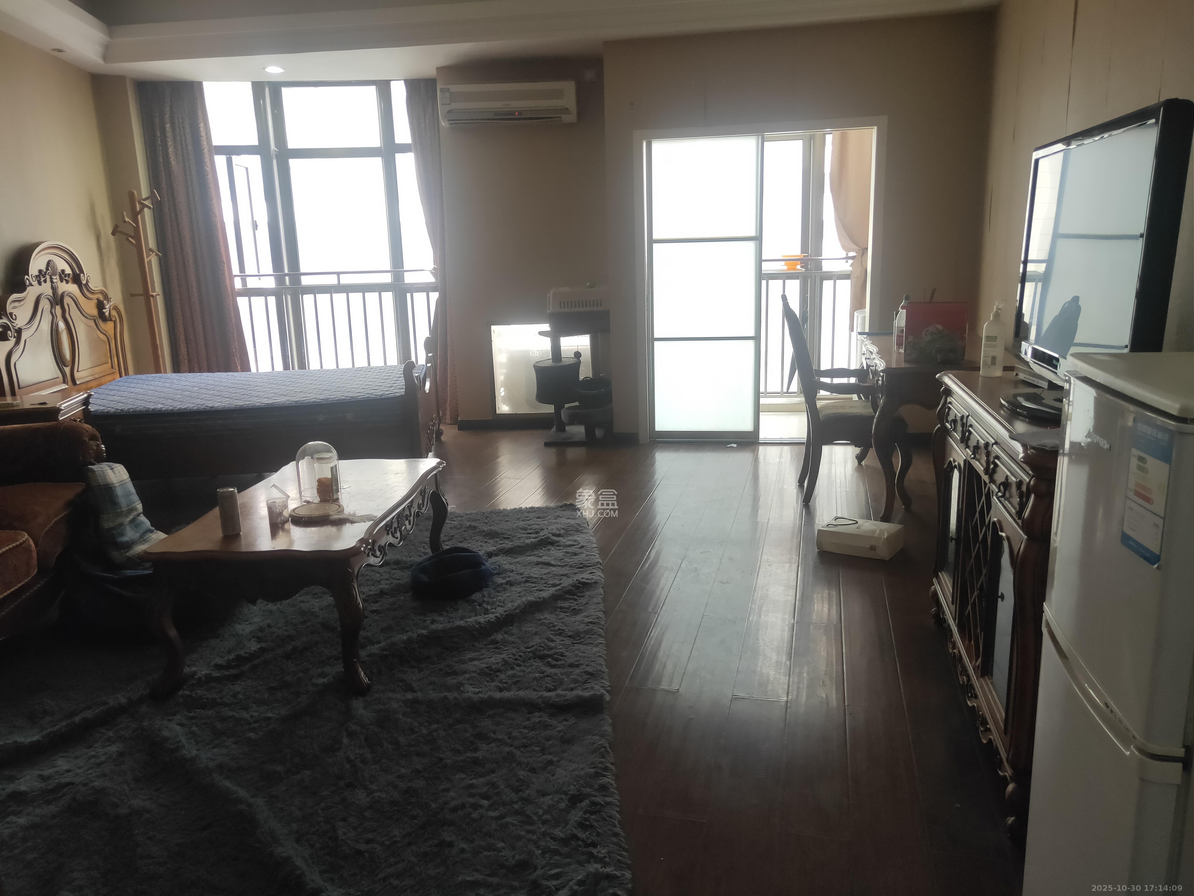 铂宫  1室1厅1卫    2000.0元/月 铂宫  1室1厅1卫    2000.0元/月室内图