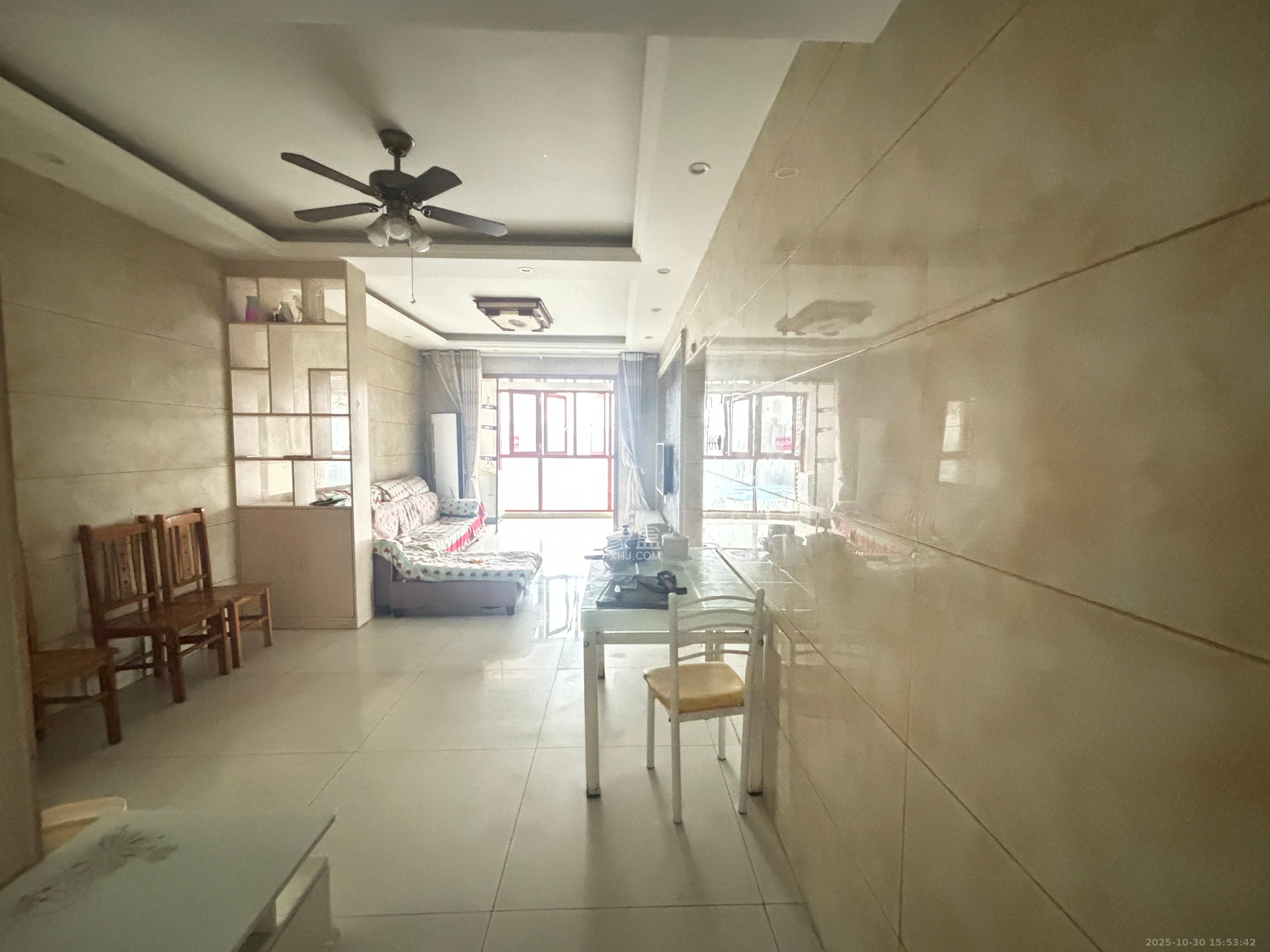 高升时代广场(冠铭商务中心) 3室2厅1卫 2100.0元/月 高升时代广场(冠铭商务中心) 3室2厅1卫 2100.0元/月室内图