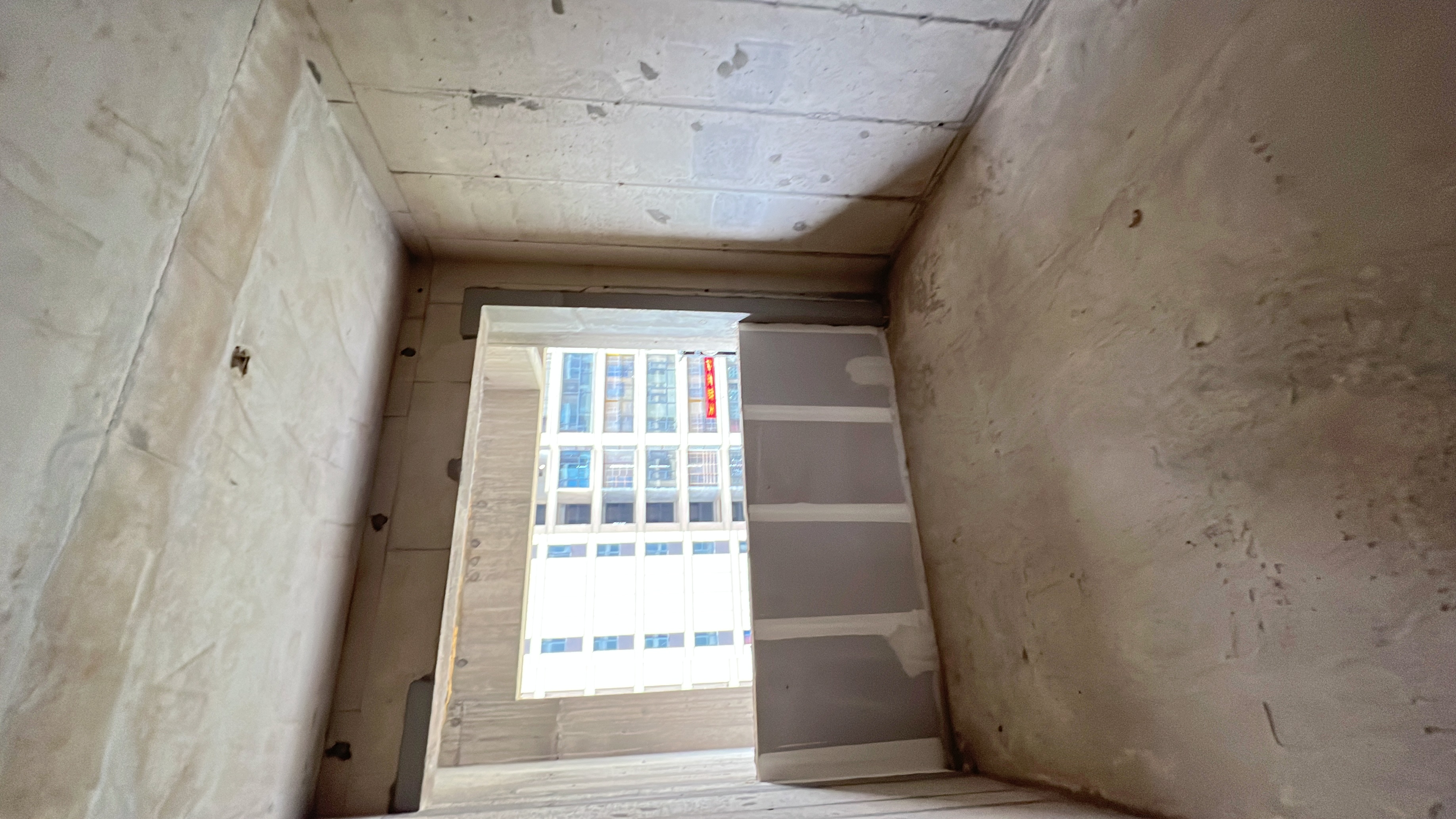 湘中府央玺  3室1厅2卫    63.0万