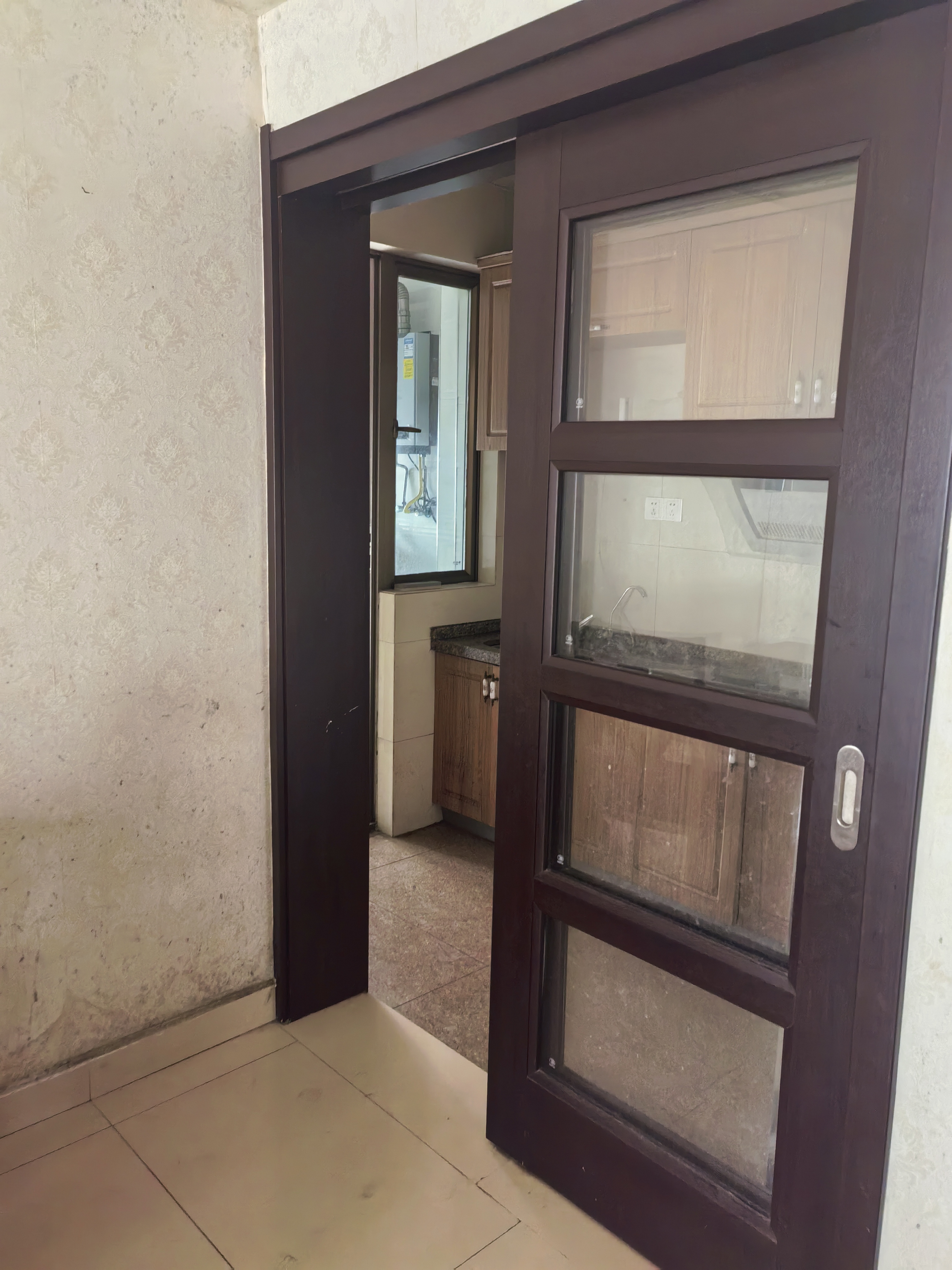 碧桂园  3室2厅1卫    1400.0元/月室内图