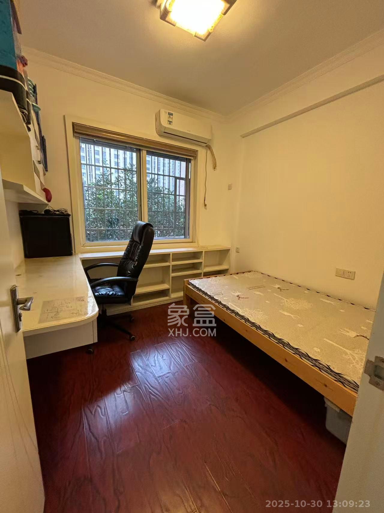 豪庭(江城豪庭) 3室1厅1卫 1900.0元/月 豪庭(江城豪庭) 3室1厅1卫 1900.0元/月室内图