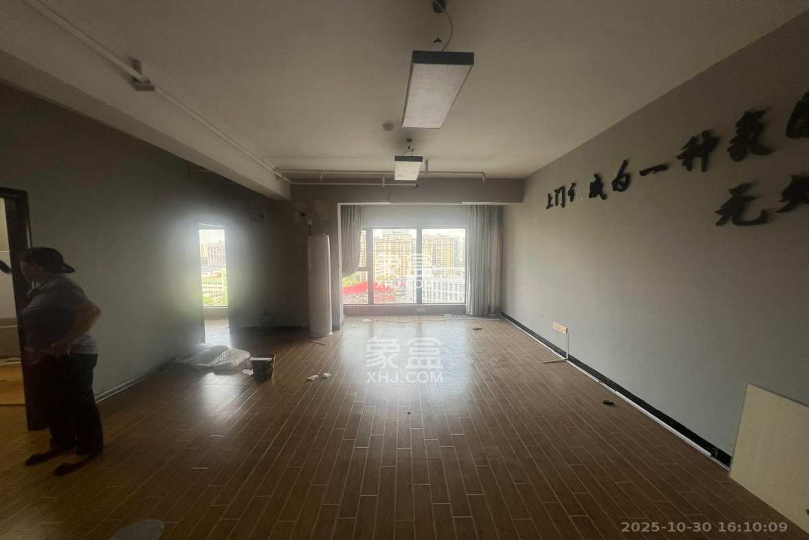 高升时代广场(冠铭商务中心) 1室1厅1卫 3000.0元/月 高升时代广场(冠铭商务中心) 1室1厅1卫 3000.0元/月室内图