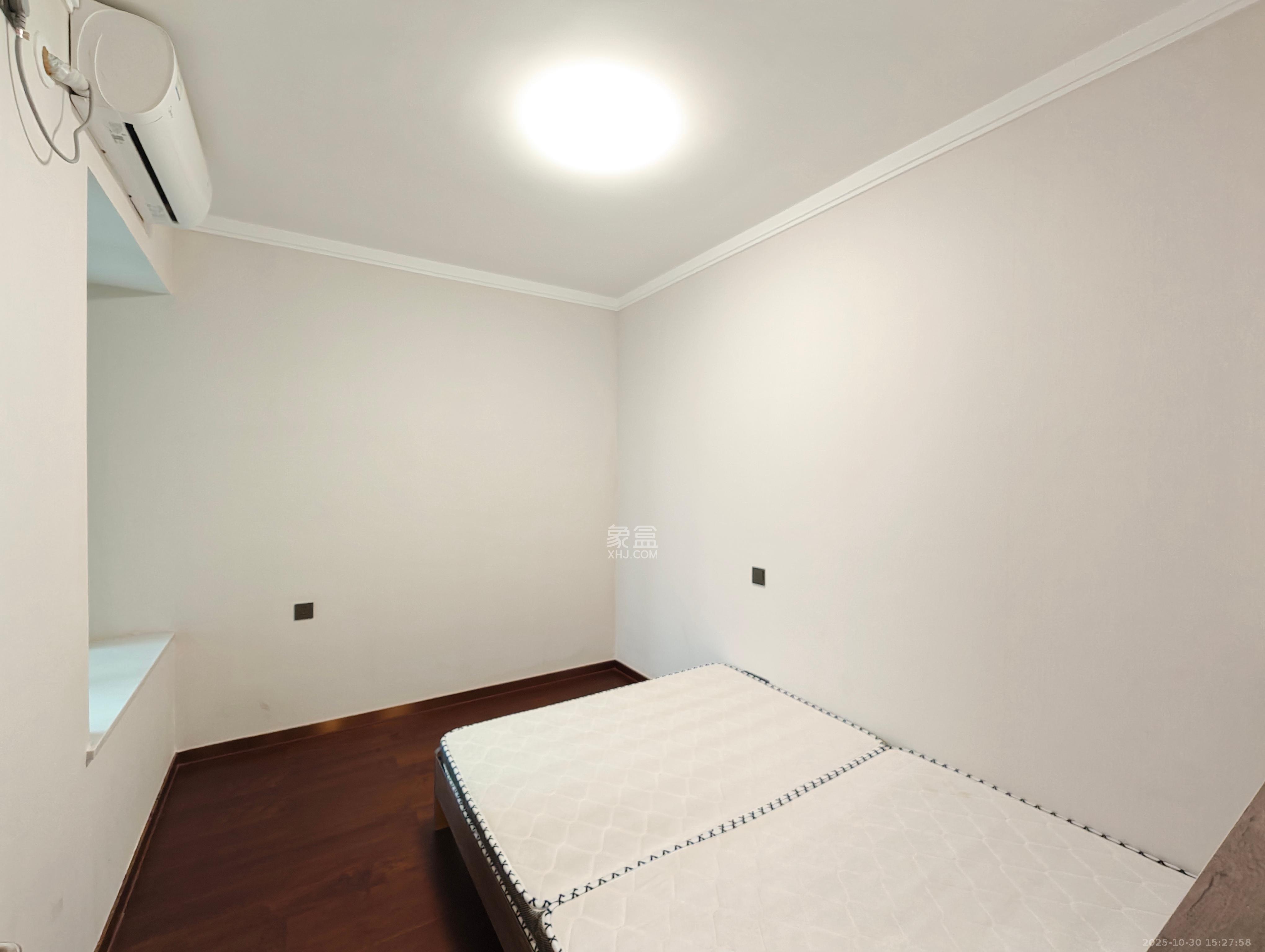 梅溪悦章 3室2厅2卫 3500.0元/月 梅溪悦章 3室2厅2卫 3500.0元/月室内图