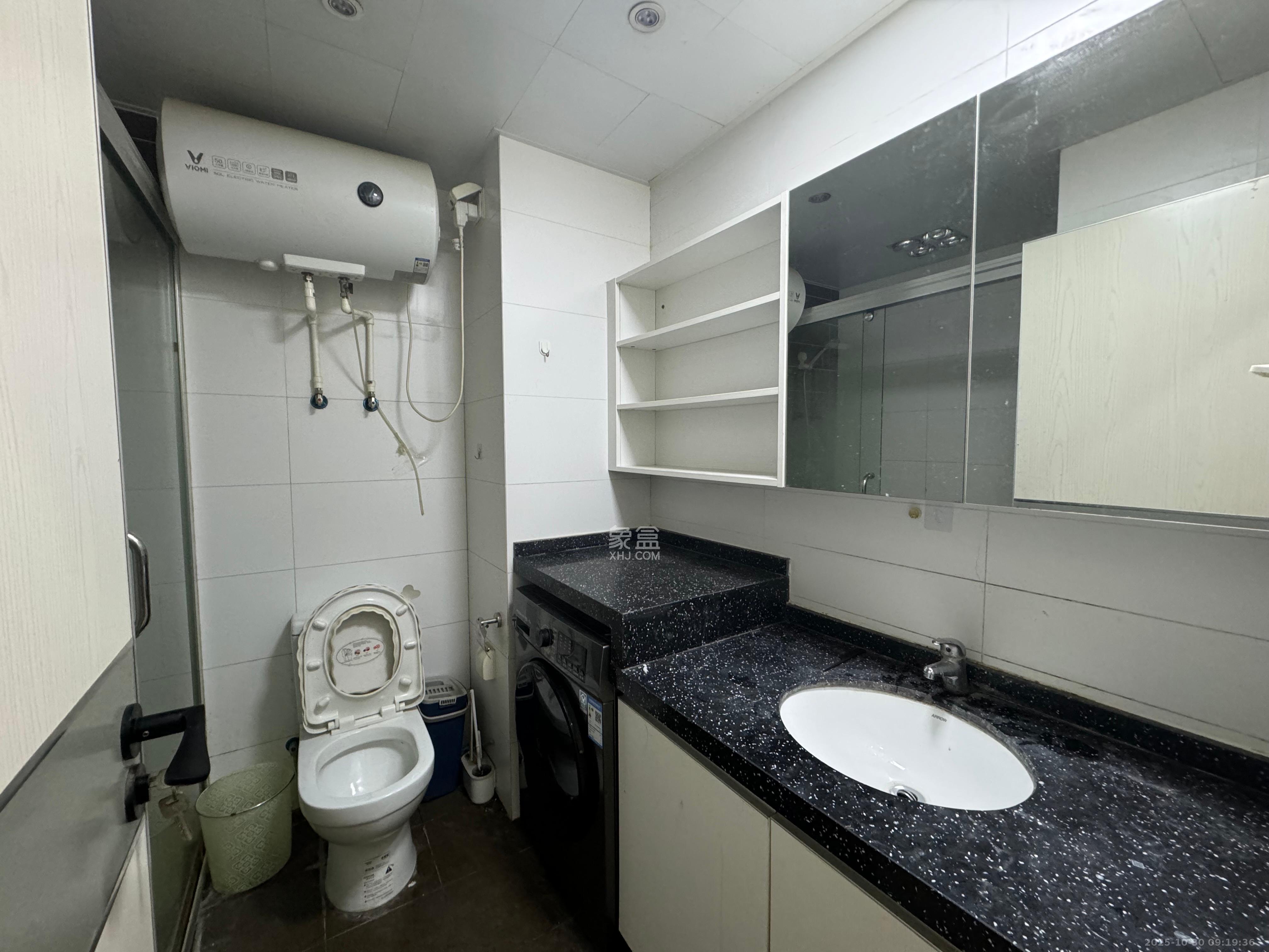 江山帝景哈佛  1室0厅0卫    1300.0元/月 江山帝景哈佛  1室0厅0卫    1300.0元/月室内图