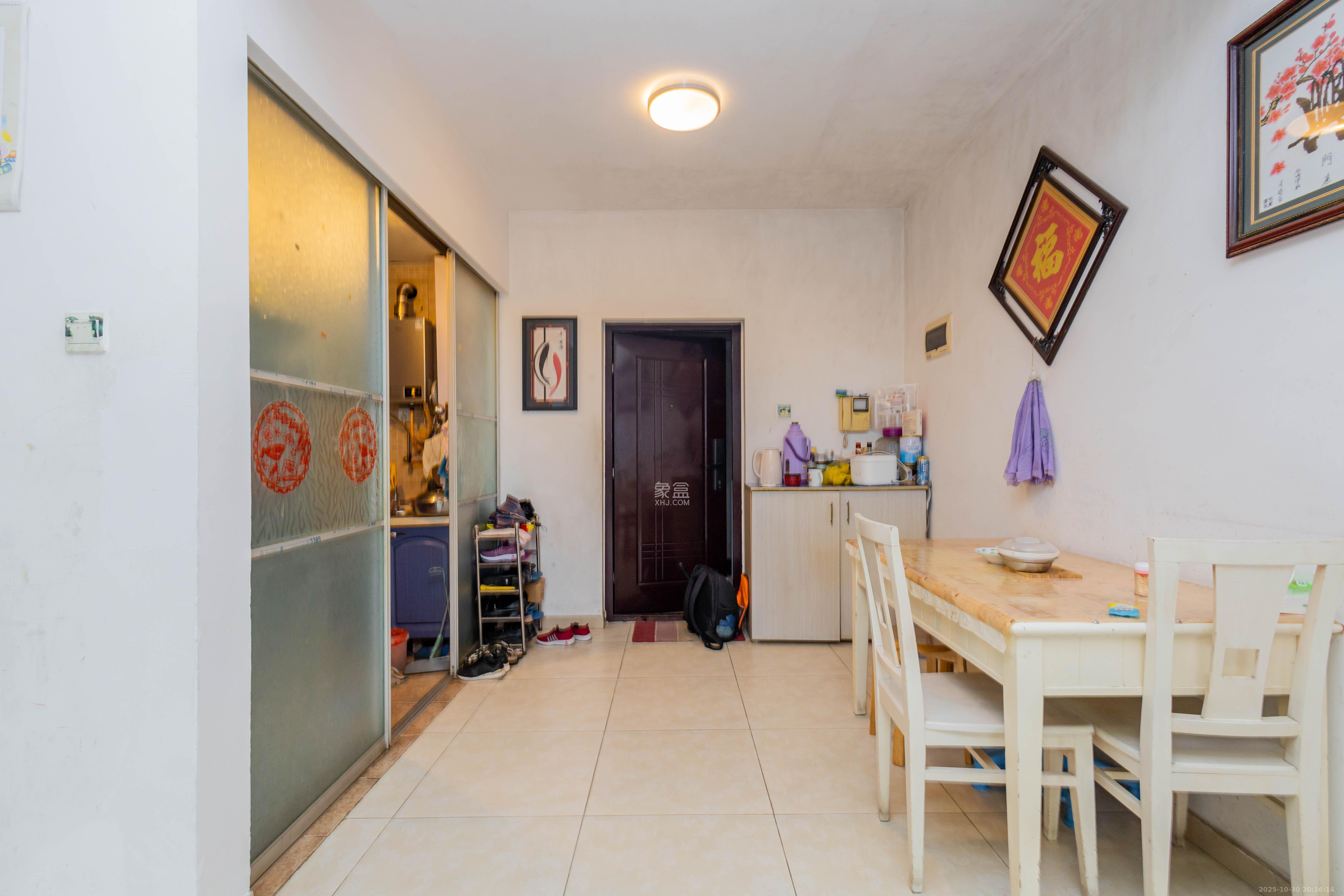 未来蜂巢 3室2厅2卫 45.8万 未来蜂巢 3室2厅2卫 45.8万客厅