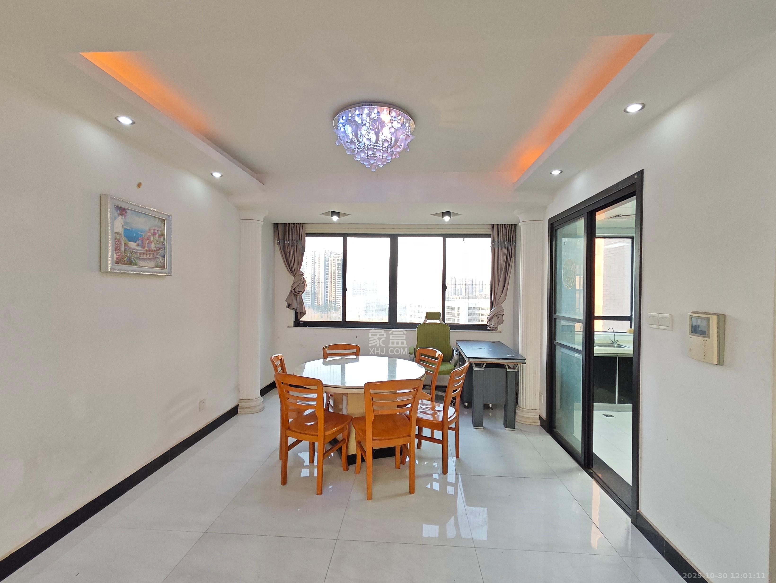 长大卧琥  3室2厅2卫    2800.0元/月室内图