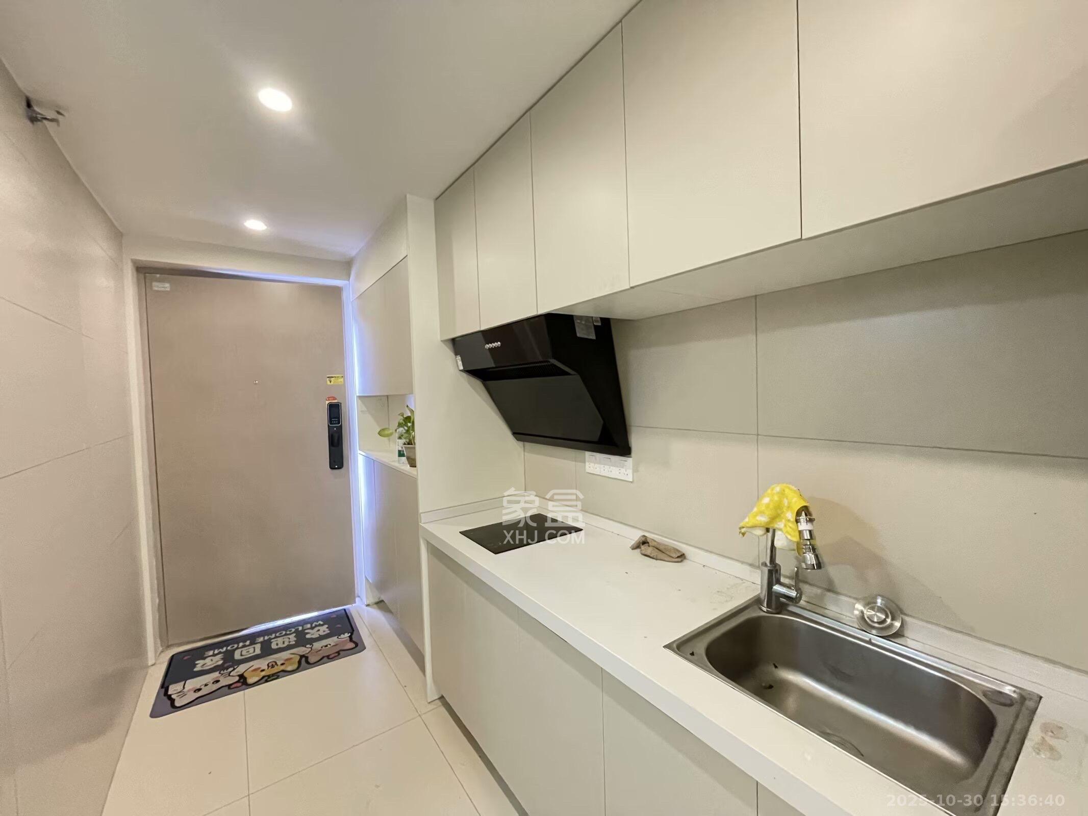 保利中环广场(保利中悦苑) 2室1厅1卫 2600.0元/月 保利中环广场(保利中悦苑) 2室1厅1卫 2600.0元/月室内图