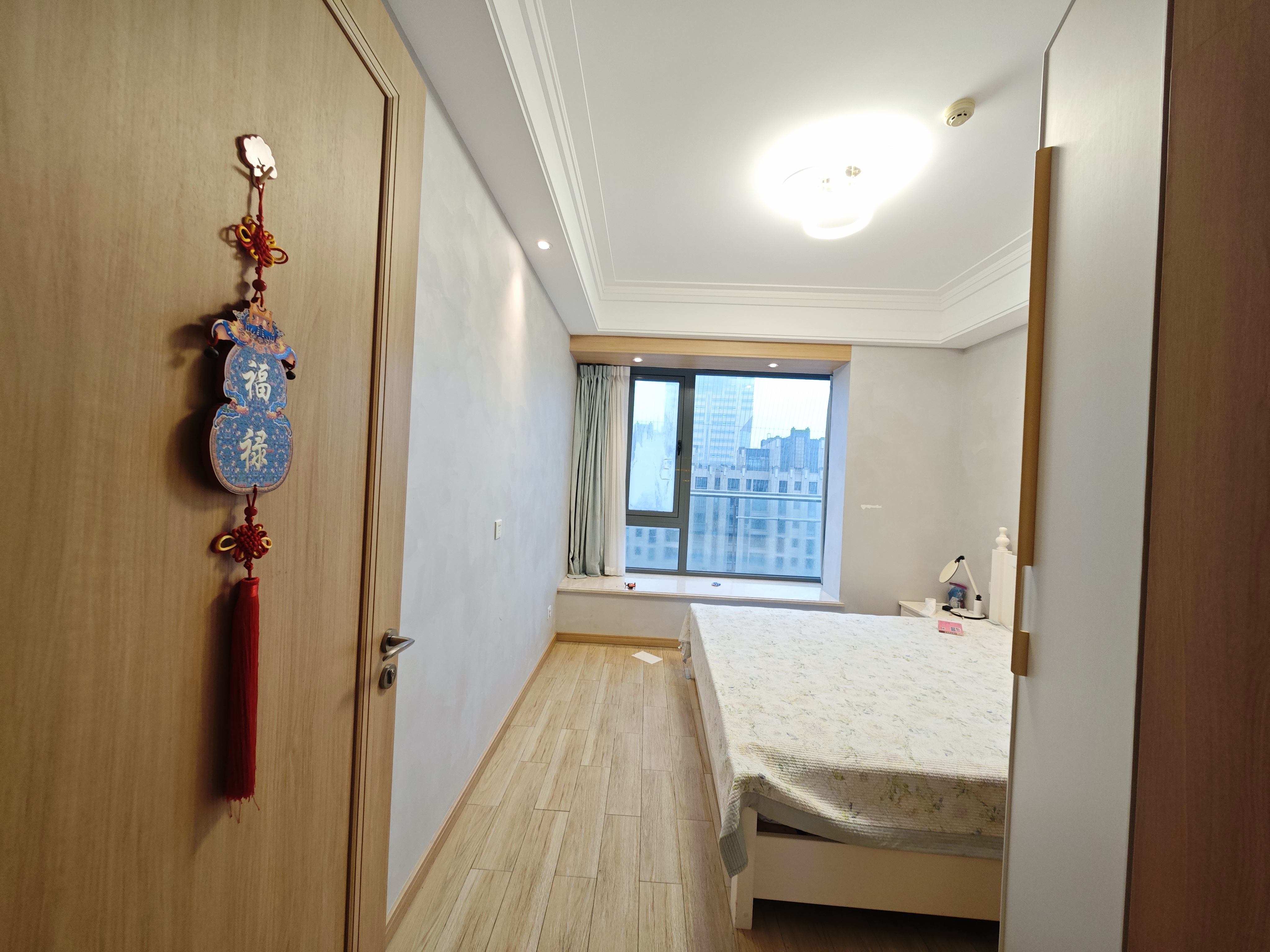 龙兴公馆  3室2厅2卫    7000.0元/月室内图