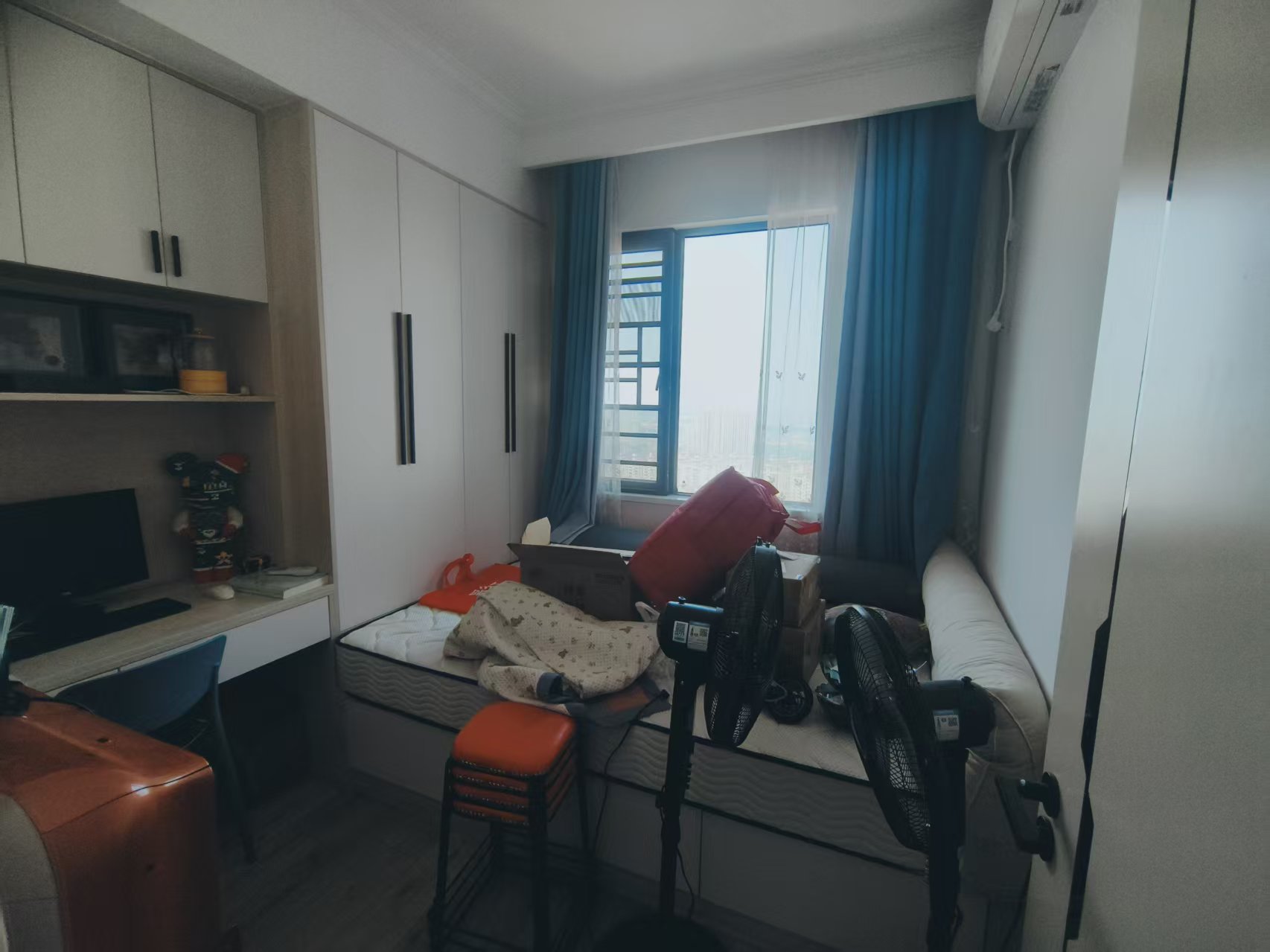 保利香槟国际  3室2厅1卫    78.8万室内图