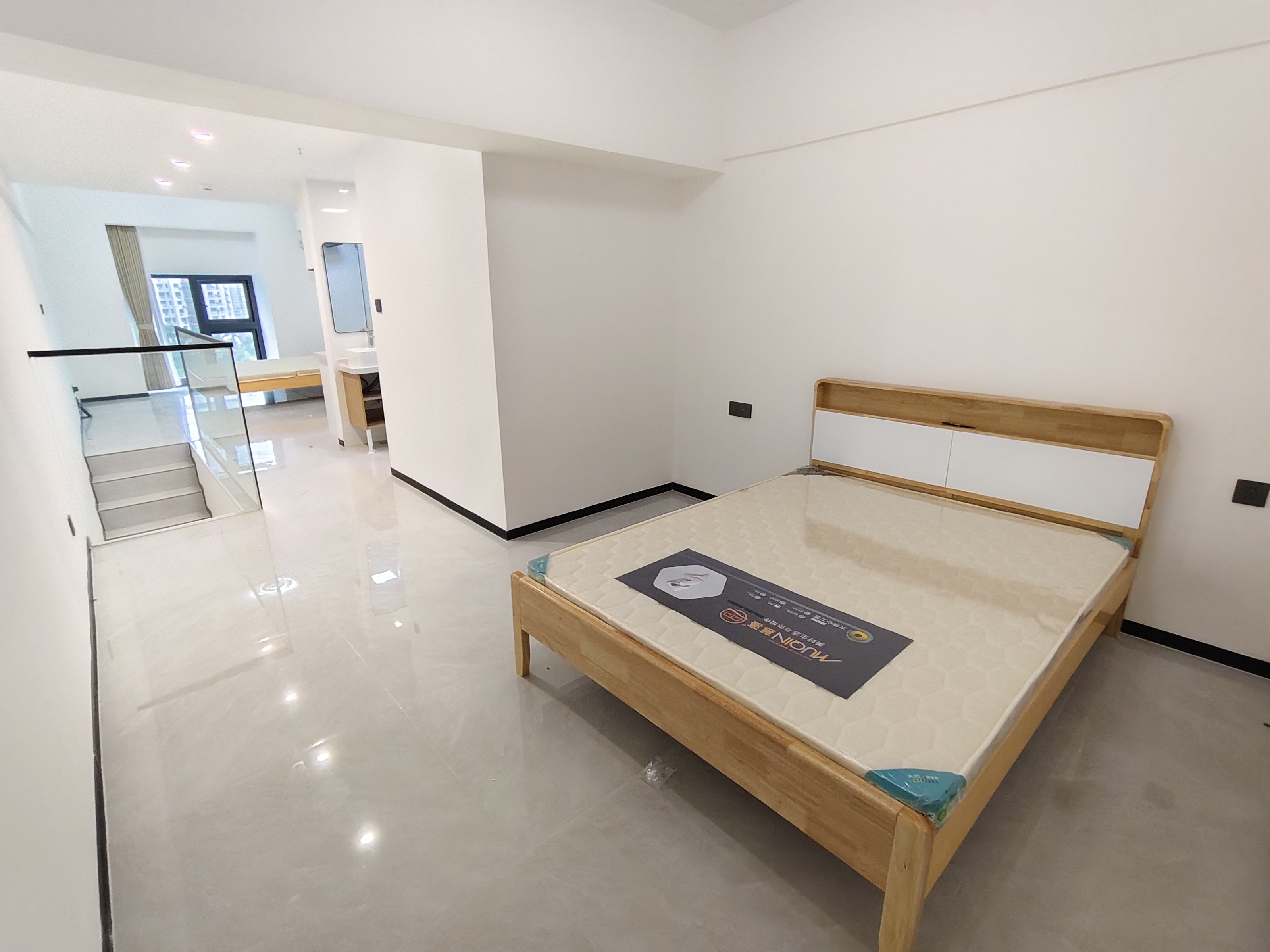 龙湖光年 1室0厅1卫 1800.0元/月 龙湖光年 1室0厅1卫 1800.0元/月室内图