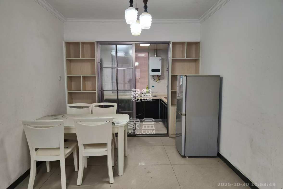 恒广国际景园一二区 3室2厅1卫 2000.0元/月 恒广国际景园一二区 3室2厅1卫 2000.0元/月室内图