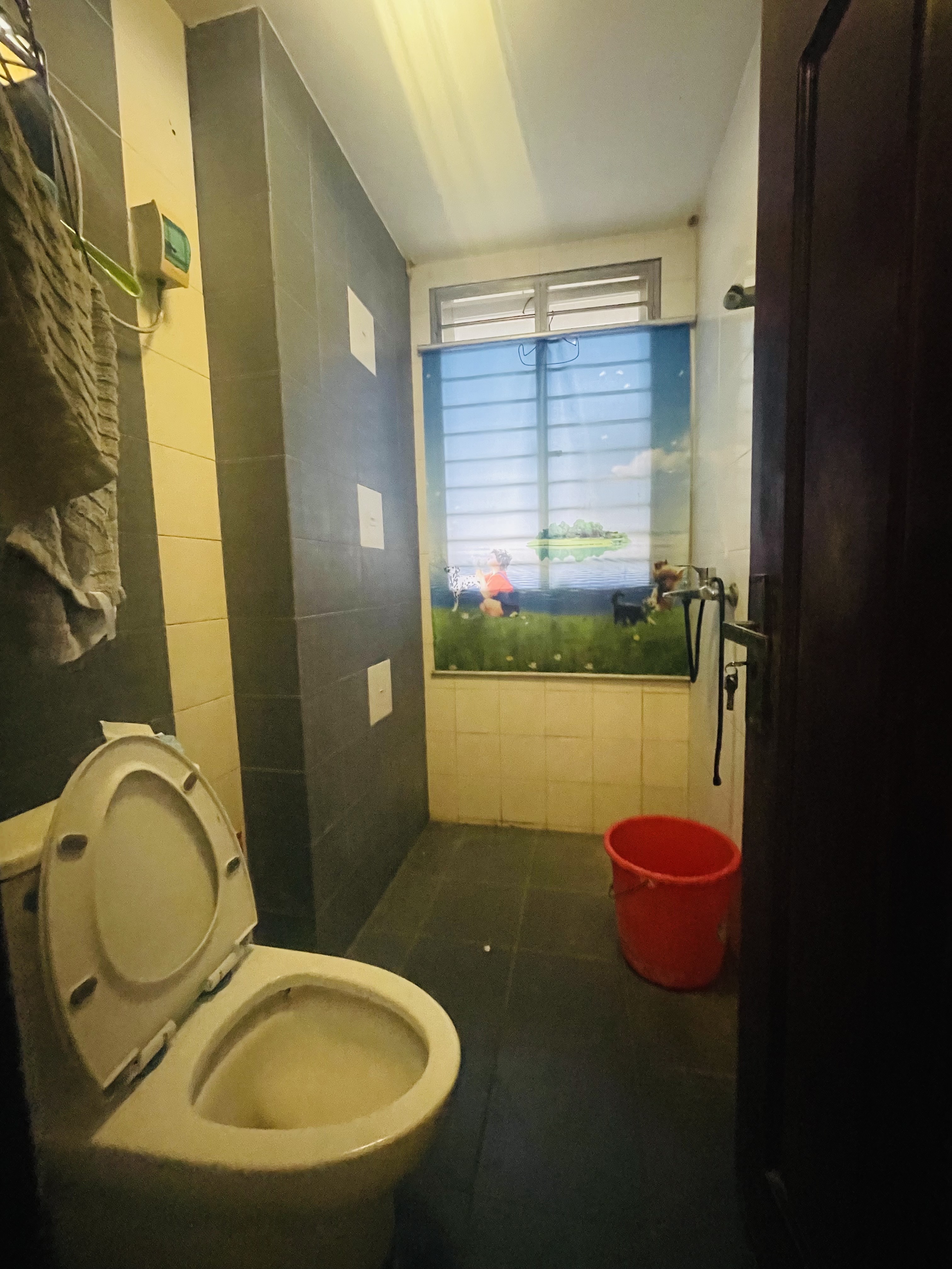 半山花园 5室2厅1卫 5800.0元/月 半山花园 5室2厅1卫 5800.0元/月室内图