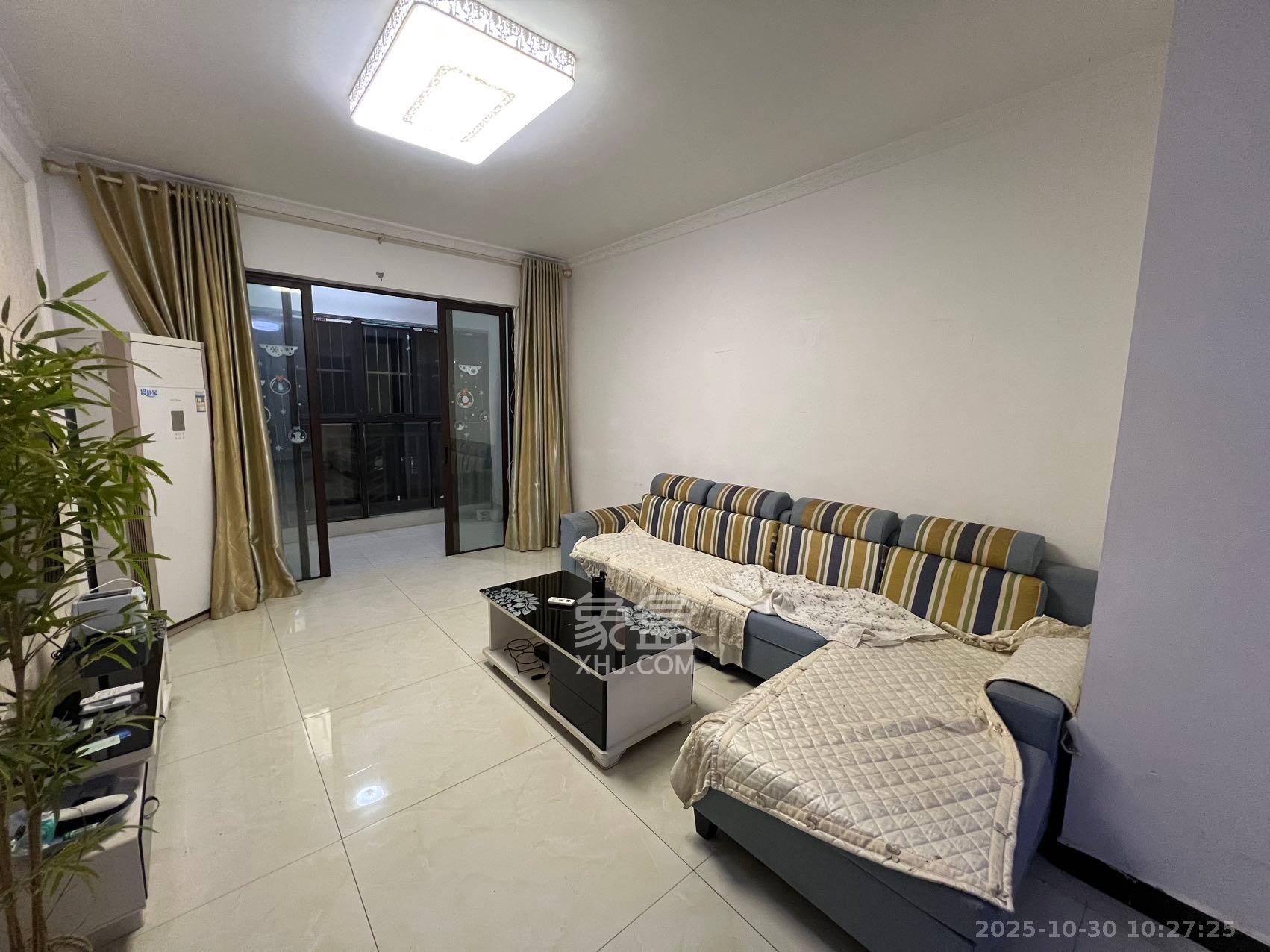 奥林匹克花园贡院二期  2室1厅1卫    2100.0元/月 奥林匹克花园贡院二期  2室1厅1卫    2100.0元/月室内图1