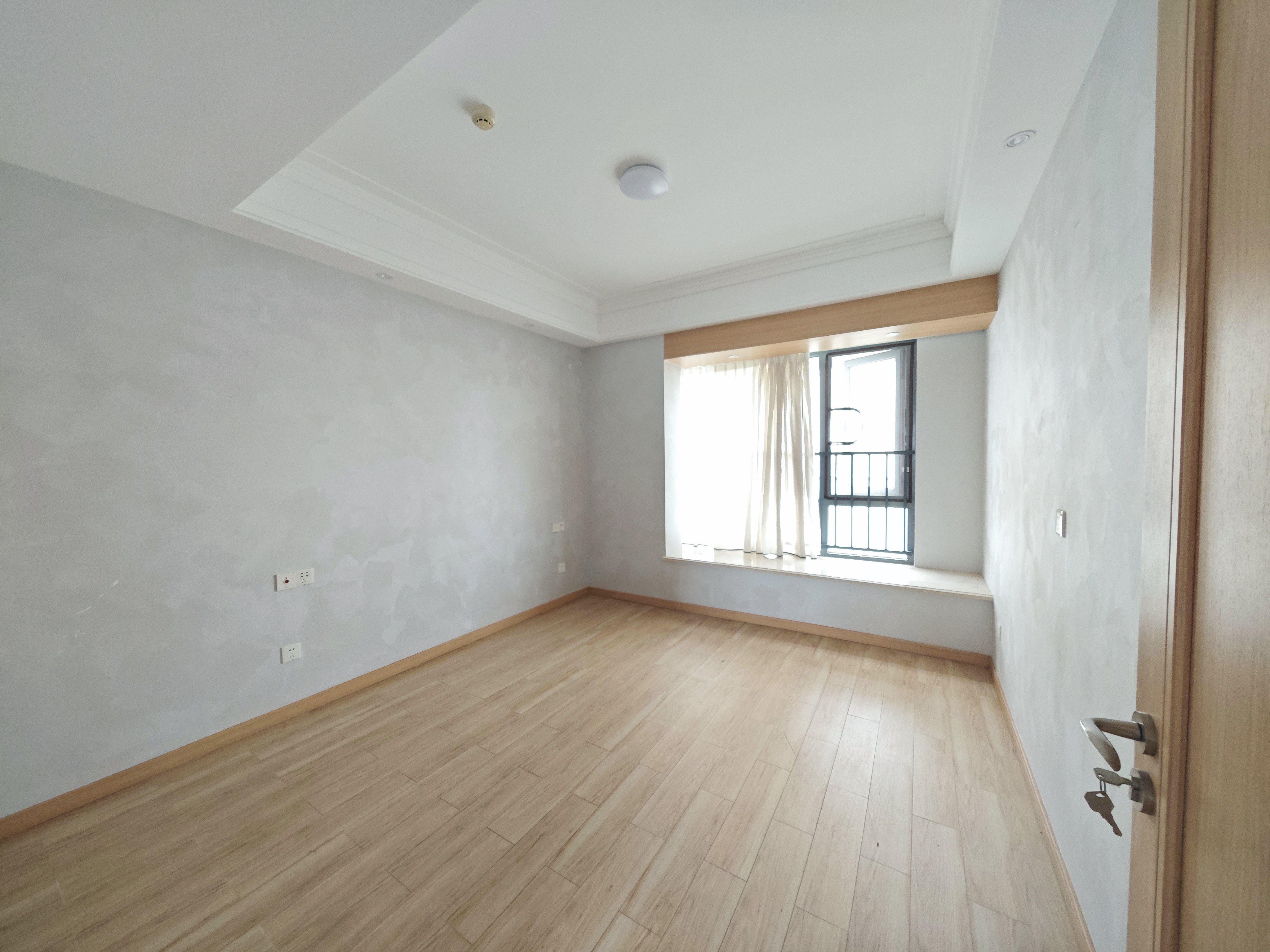 龙兴公馆  3室2厅2卫    7000.0元/月室内图