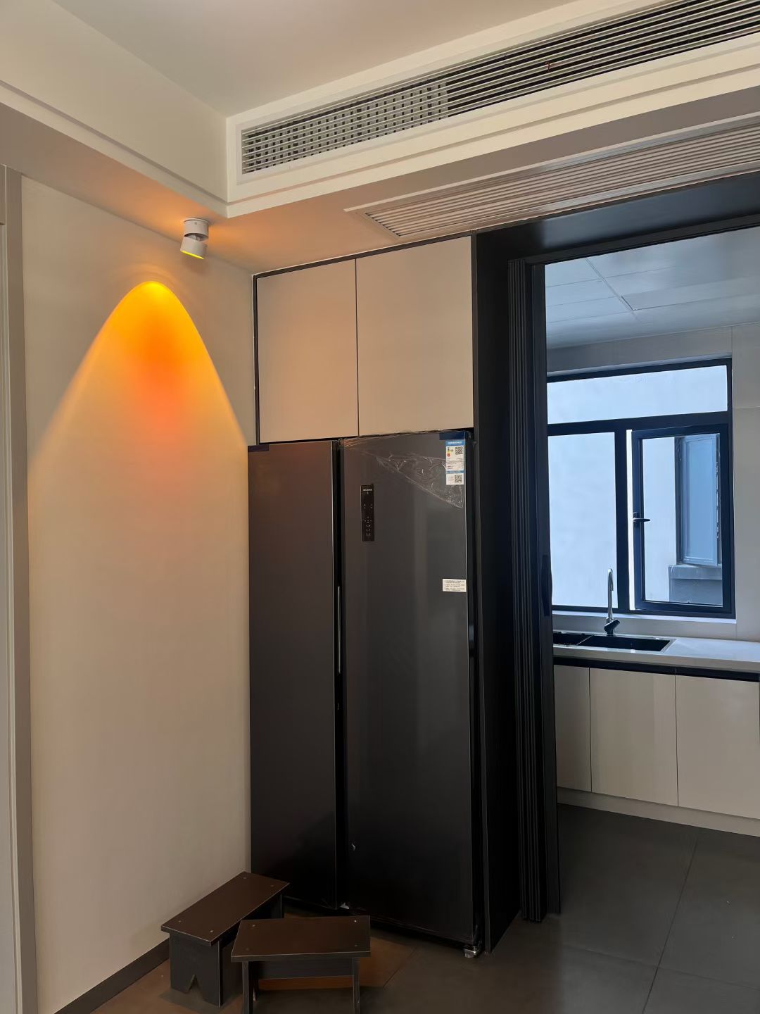 南门口安置小区二期  2室2厅1卫    1800.0元/月 南门口安置小区二期  2室2厅1卫    1800.0元/月室内图1