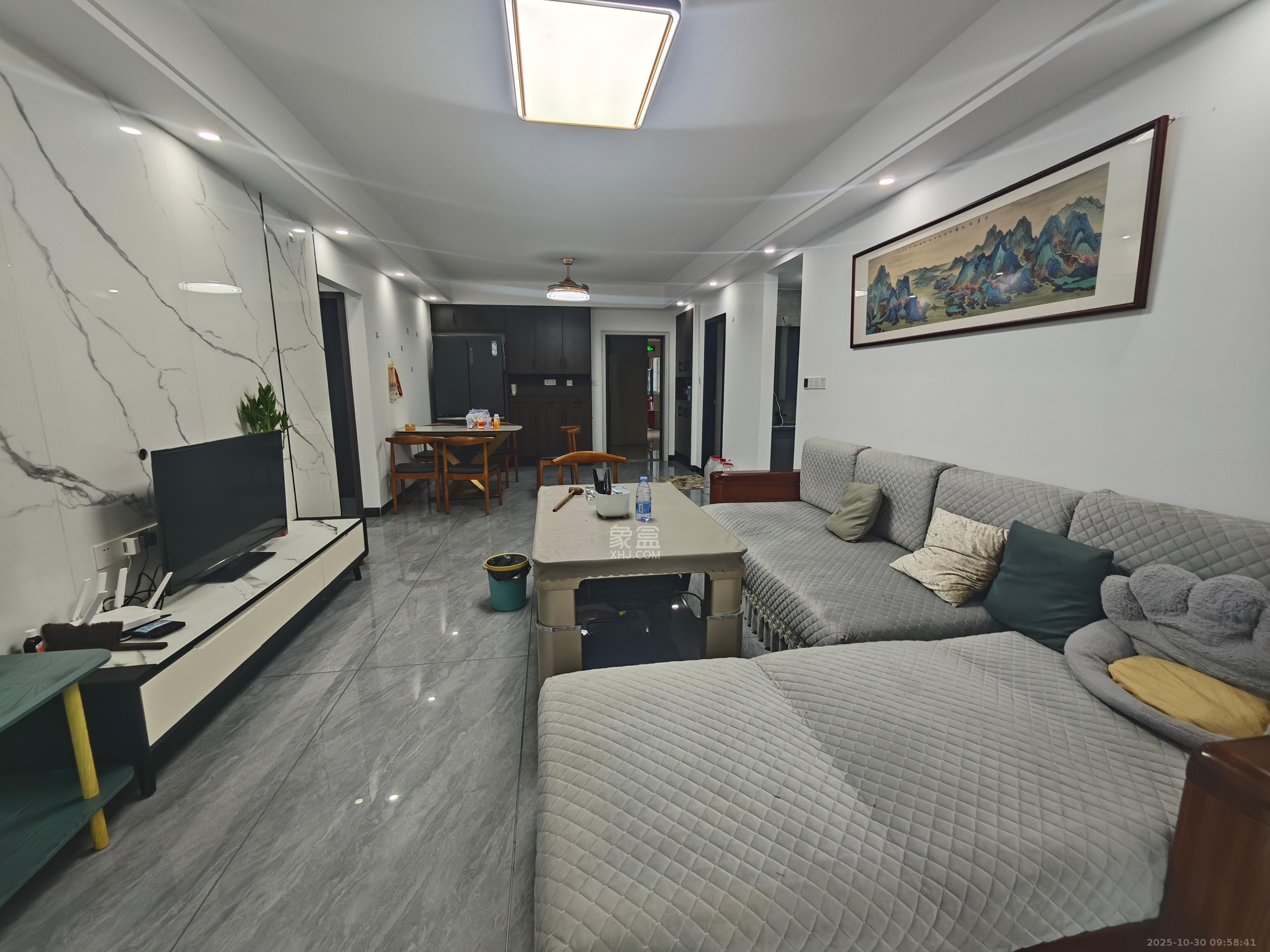 中建悦和城  3室2厅1卫    2750.0元/月室内图