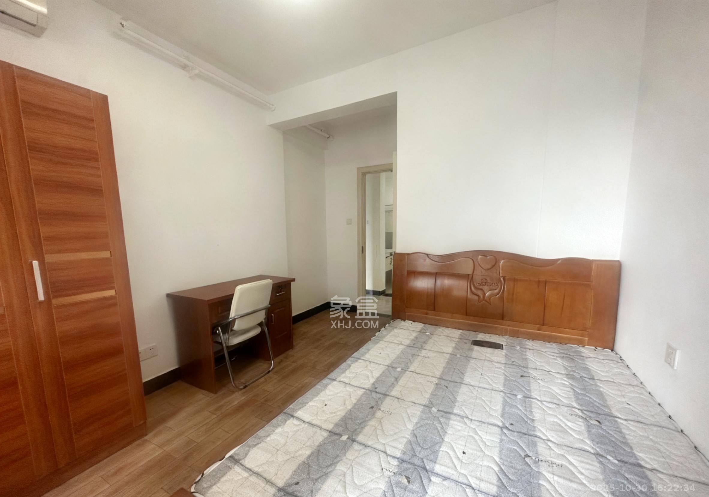 保利天禧D区  3室2厅2卫    3500.0元/月室内图