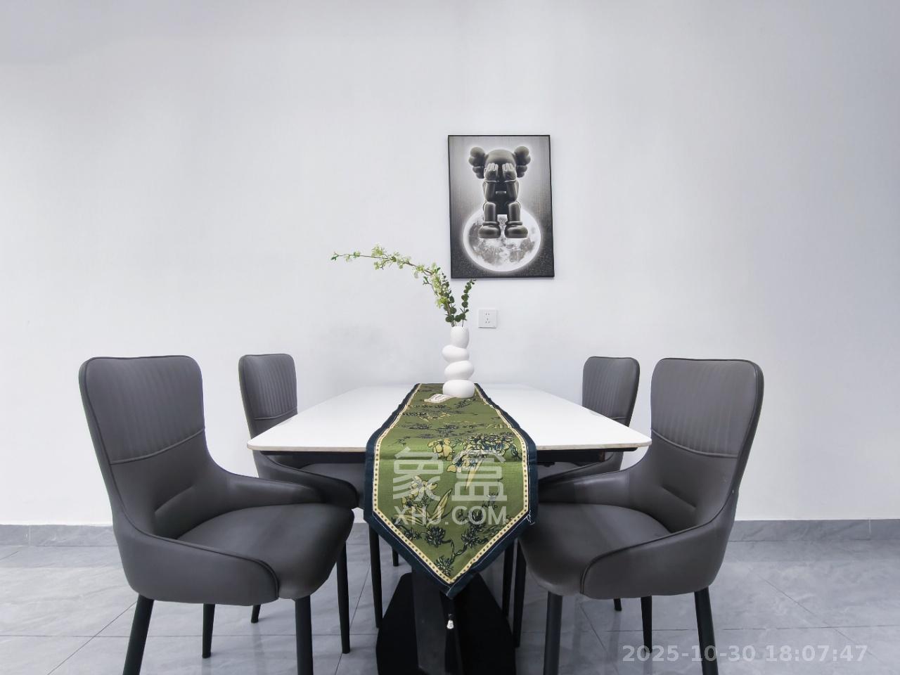 天一康园(湖南电力科技园) 4室2厅2卫 3800.0元/月 天一康园(湖南电力科技园) 4室2厅2卫 3800.0元/月室内图