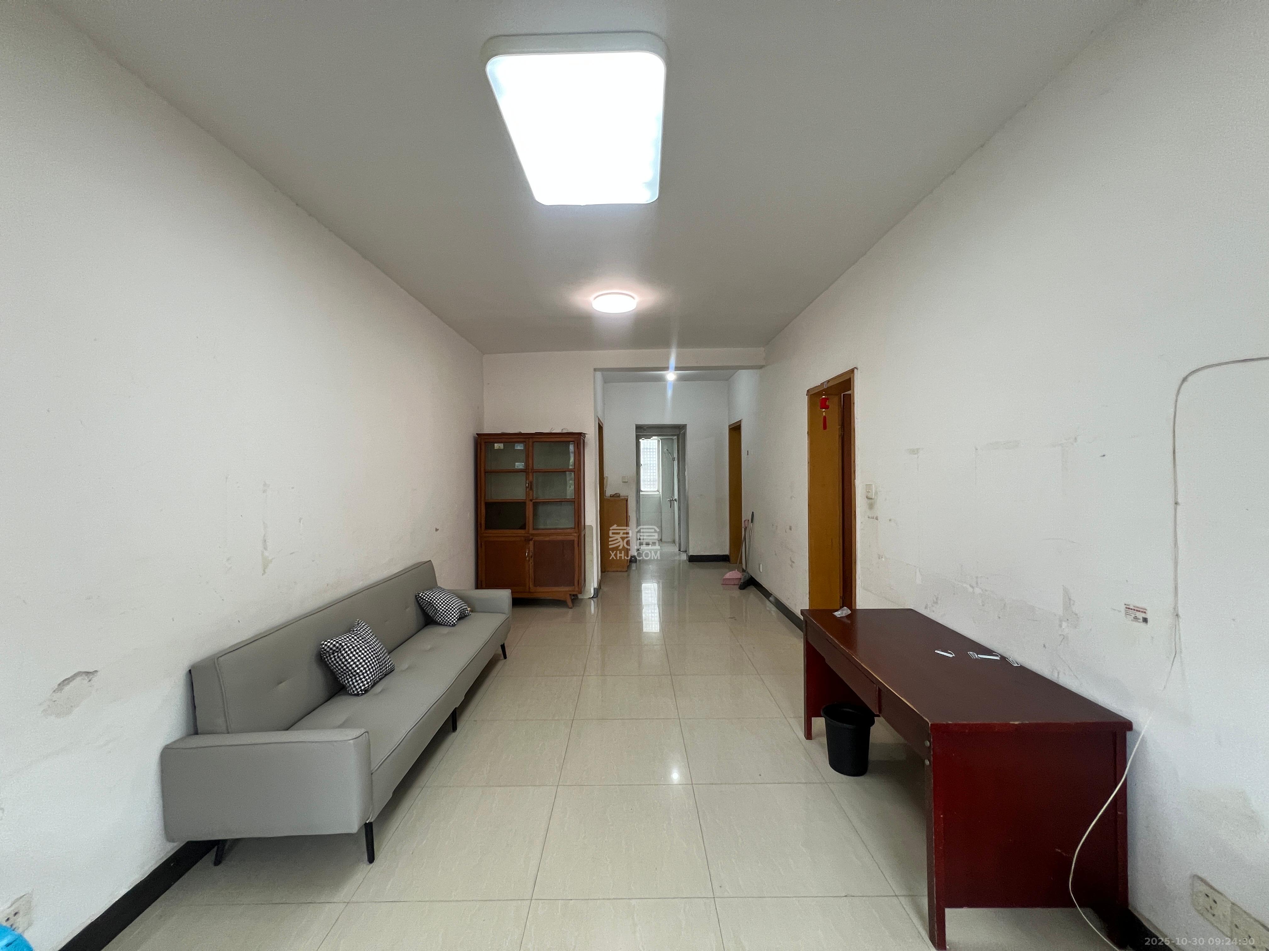 火星三片（月桂社区）  2室1厅1卫    1400.0元/月室内图