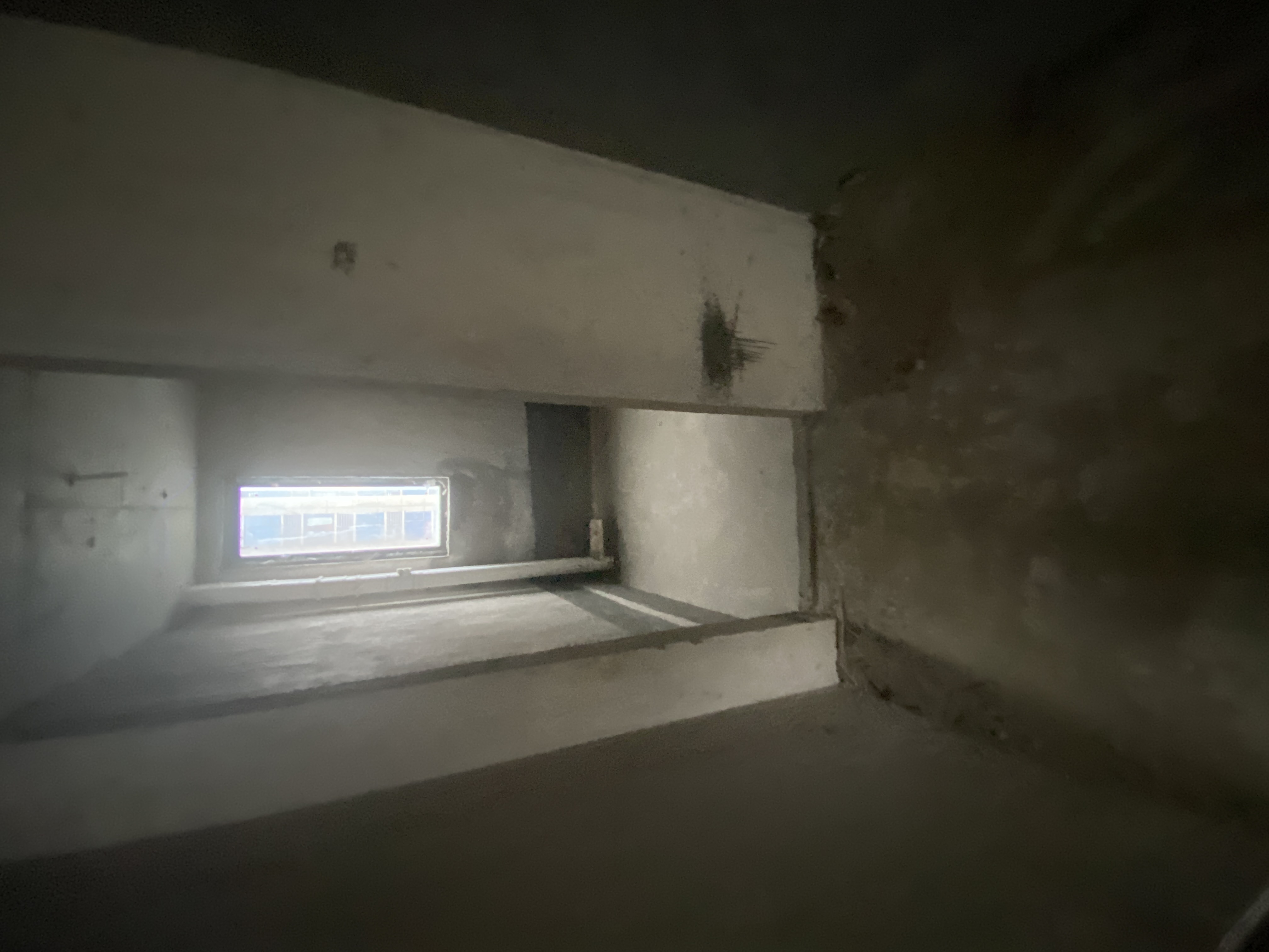 恒隆国际  4室2厅2卫    88.8万客厅