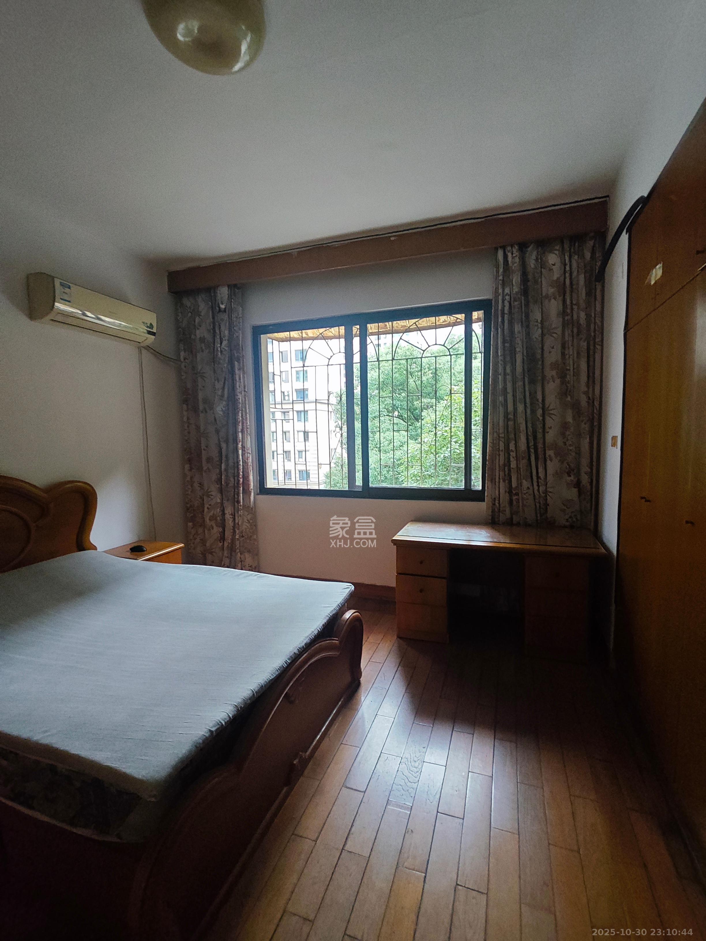 雨花大厦（云海大厦）  1室0厅0卫    1999.0元/月室内图