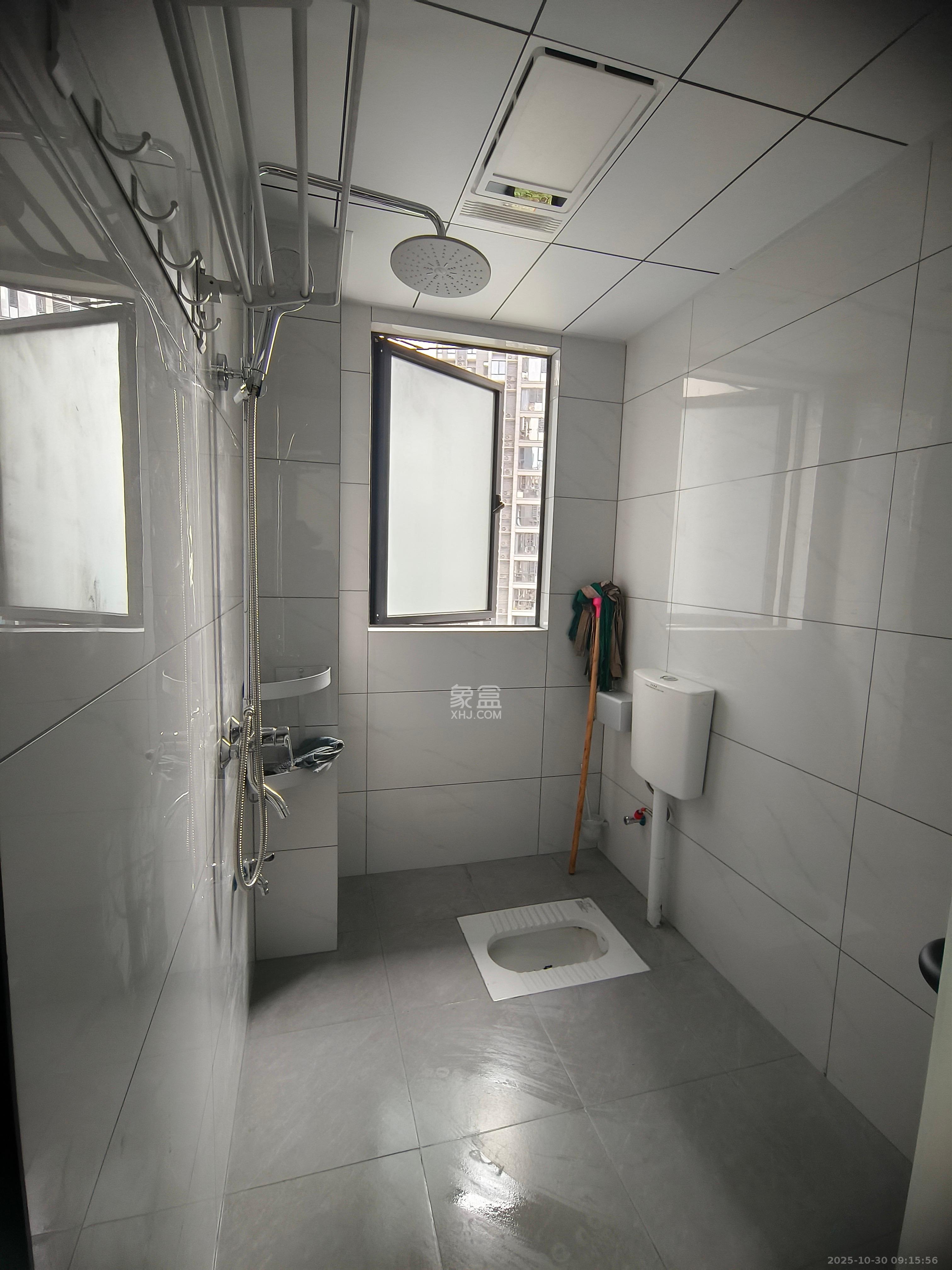 桃花嘉园 3室2厅1卫 2400.0元/月 桃花嘉园 3室2厅1卫 2400.0元/月室内图