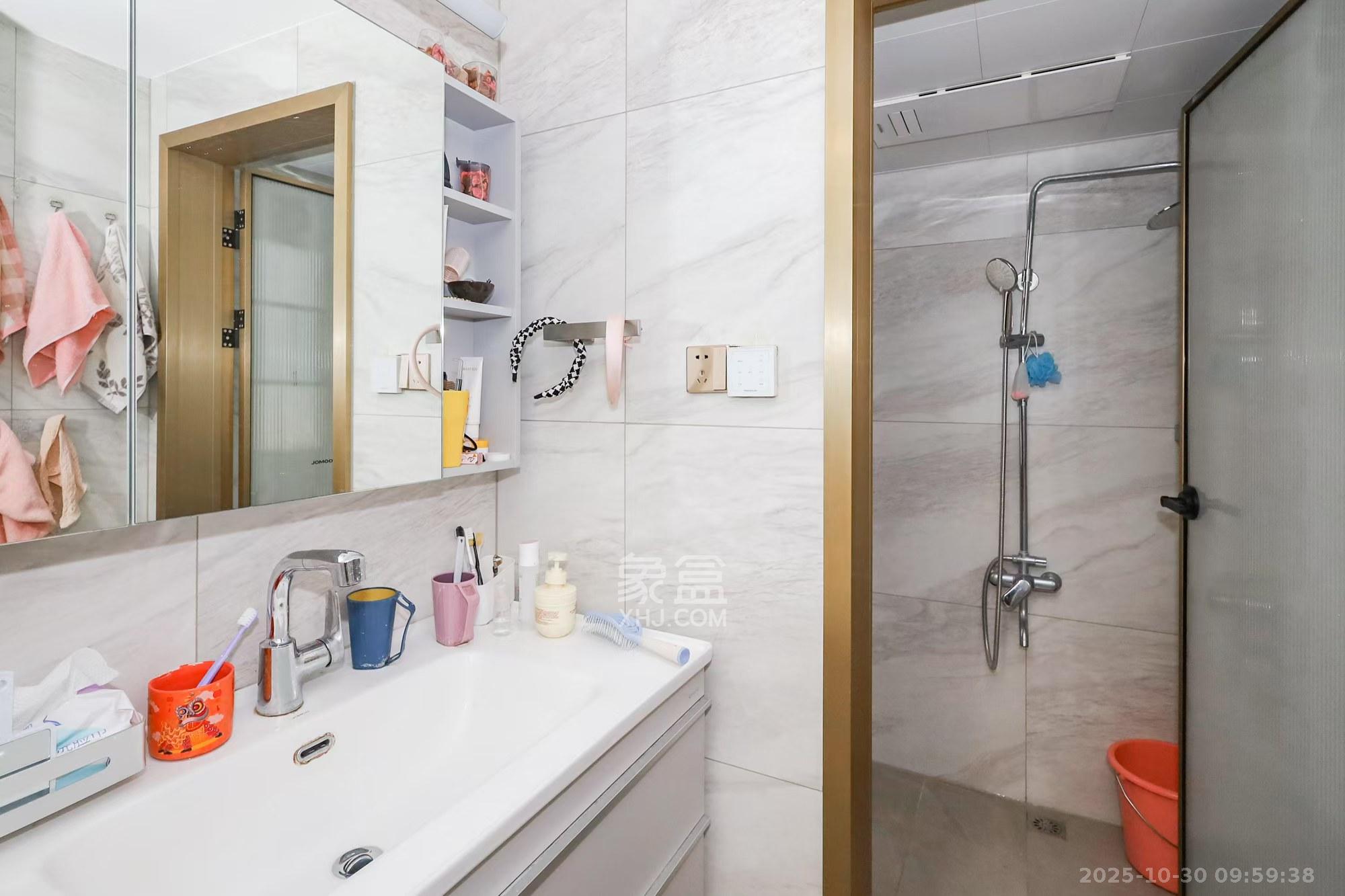 旭辉藏郡（藏郡、旭湘华府)  3室2厅1卫    3600.0元/月室内图