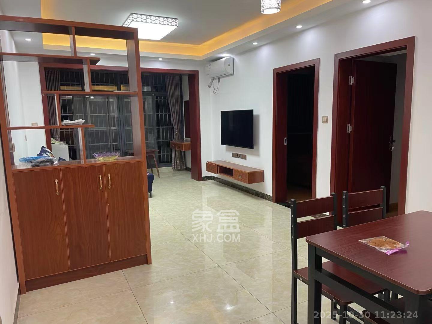 洋湖和园(福联嘉苑)  2室1厅1卫    2000.0元/月 洋湖和园(福联嘉苑)  2室1厅1卫    2000.0元/月室内图