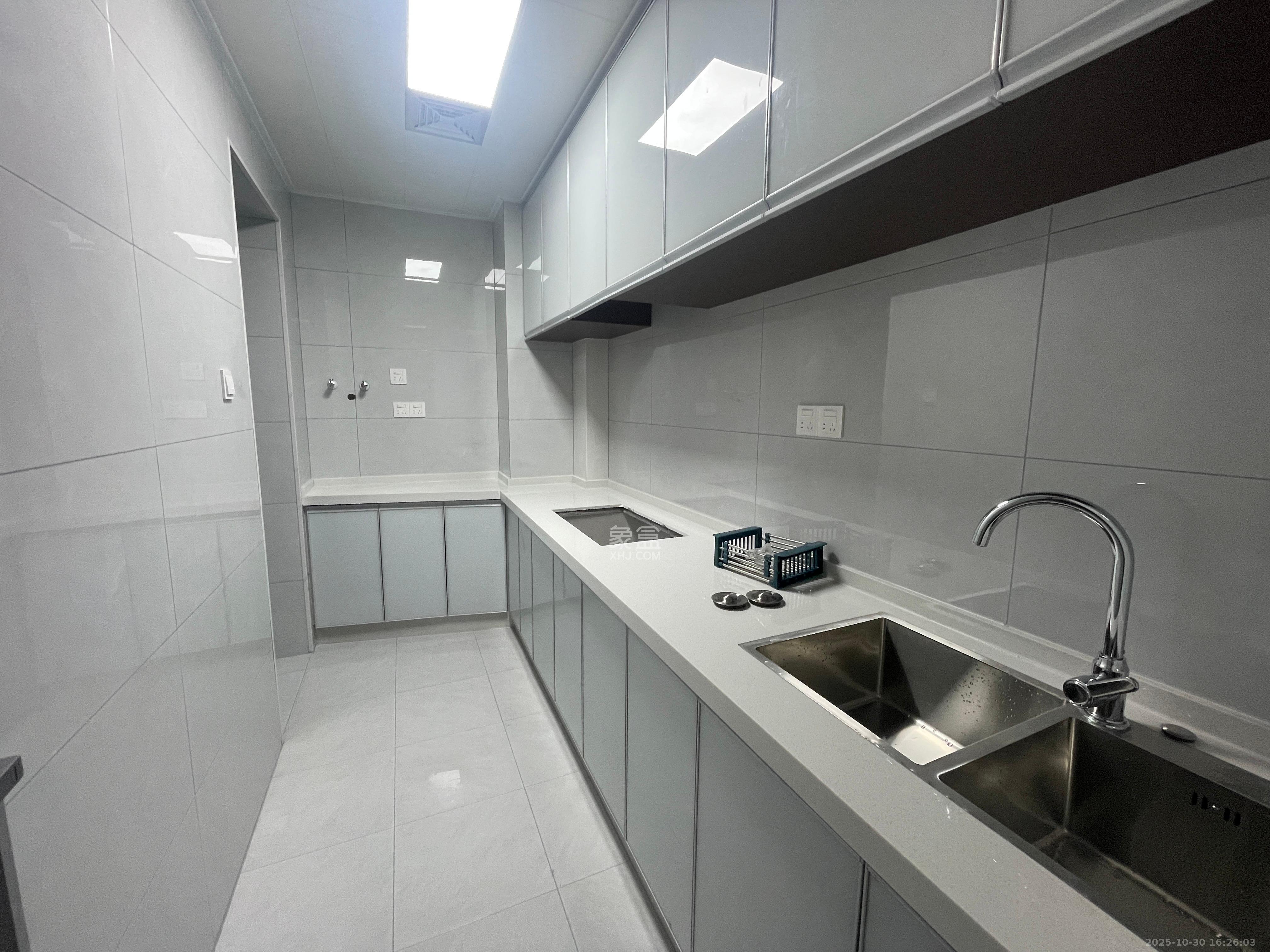 望远嘉苑  2室1厅1卫    2300.0元/月室内图