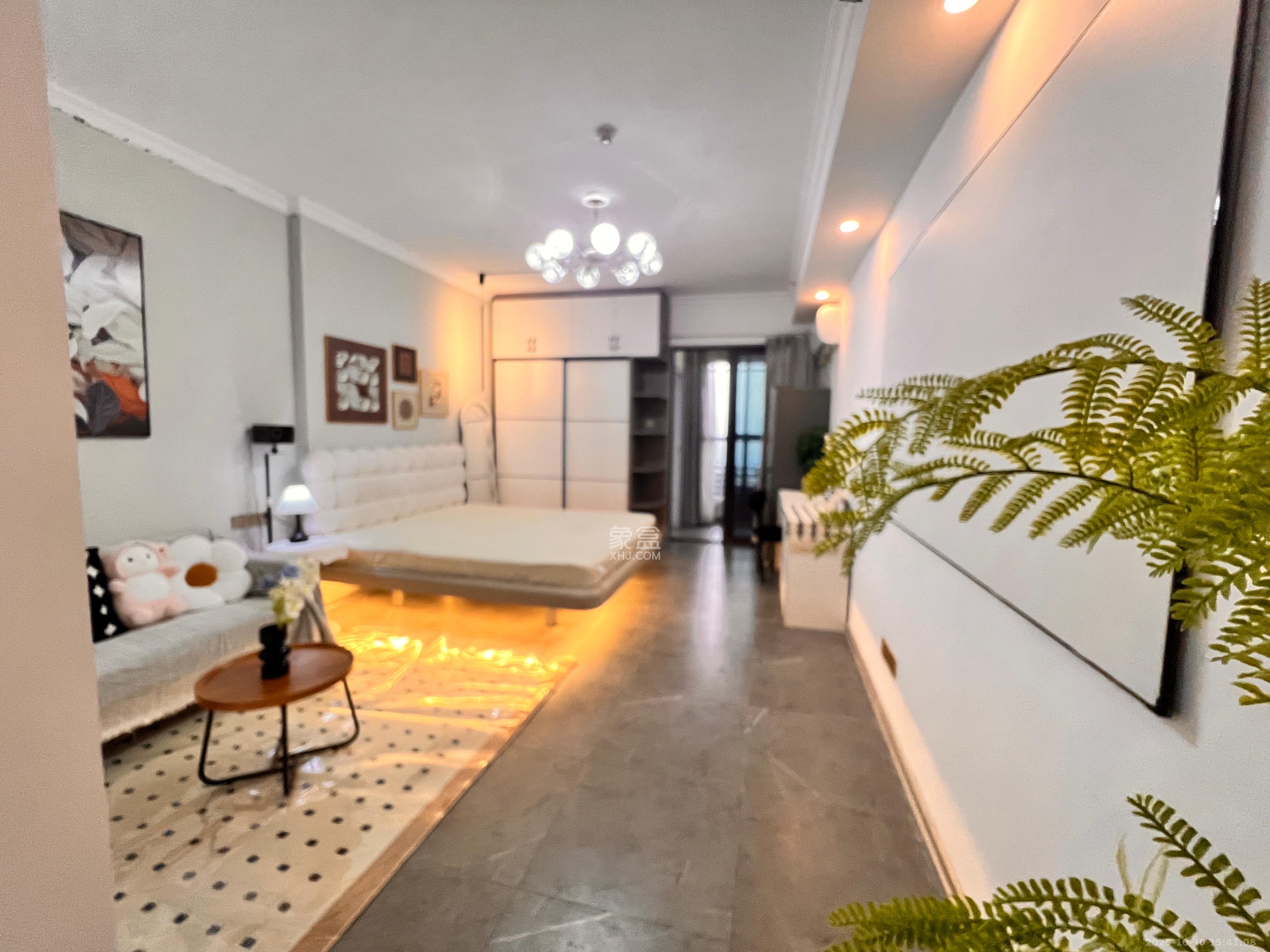 国泰九龙湾  1室0厅0卫    1700.0元/月室内图