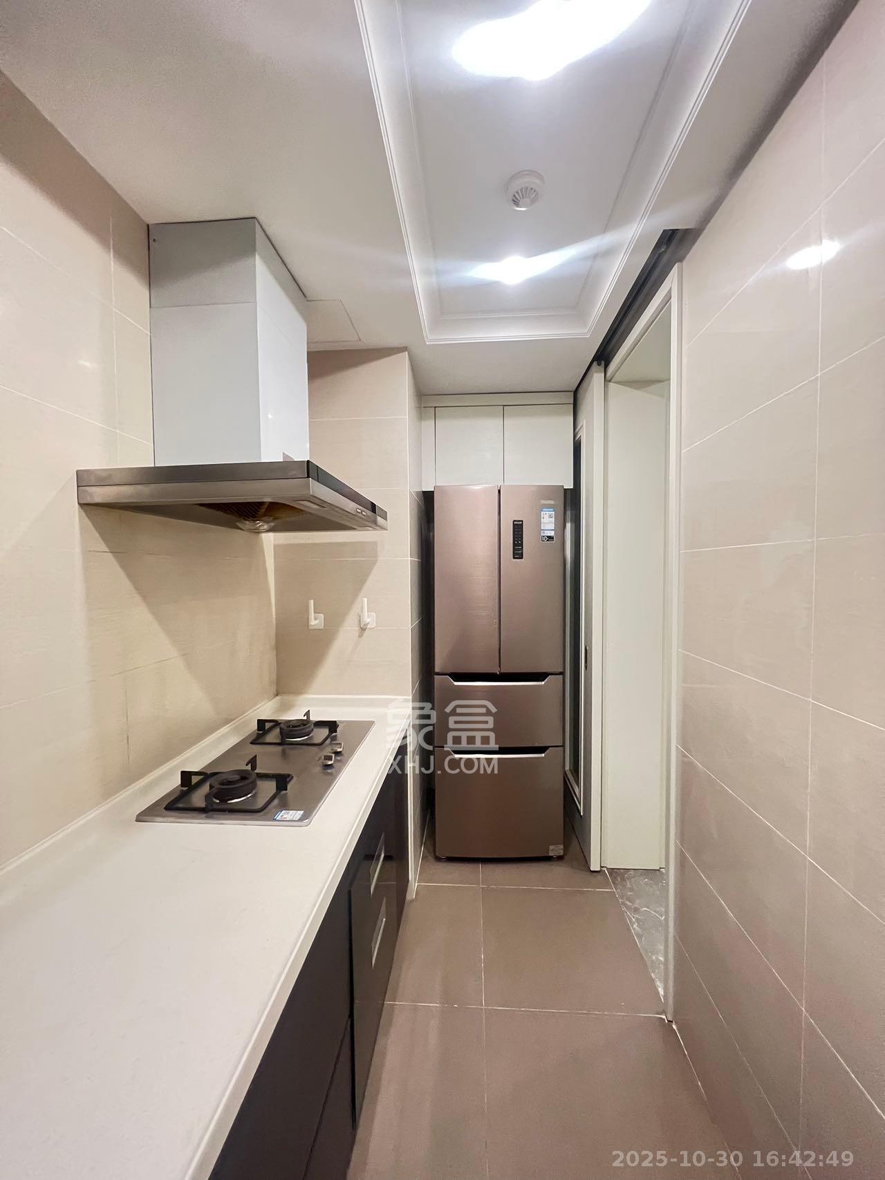 梅溪湖金茂府（金茂广场）（金茂览秀城）  3室2厅2卫    4200.0元/月室内图