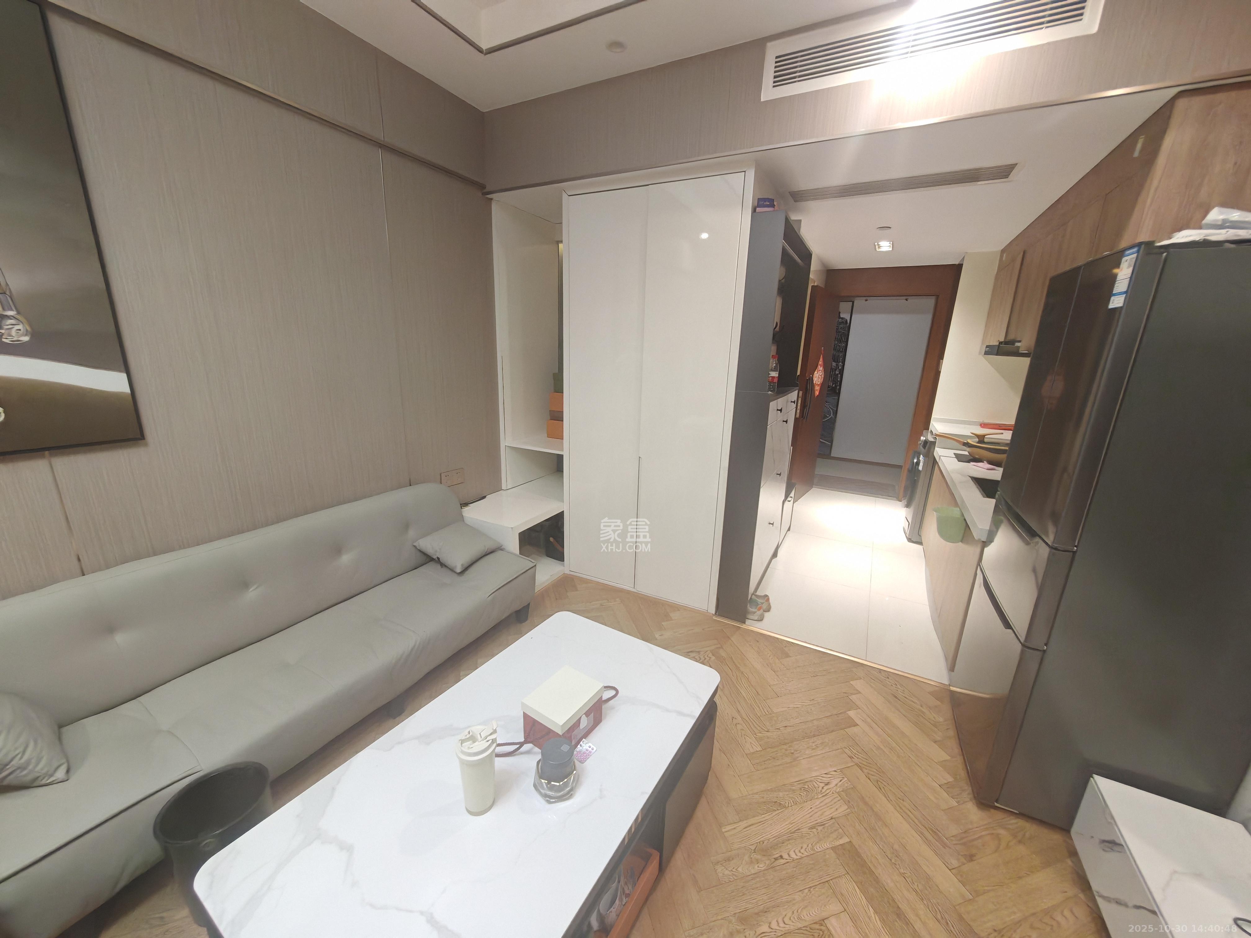 东怡外国（南湖一号)  1室1厅1卫    1800.0元/月室内图