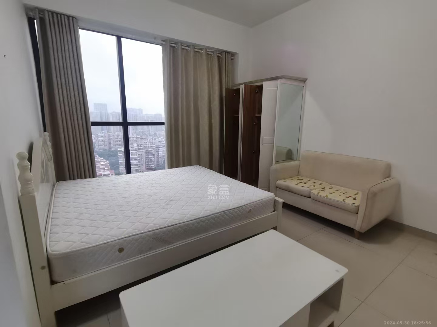 万坤图财富广场 1室1厅1卫 1400.0元/月 万坤图财富广场 1室1厅1卫 1400.0元/月户型图