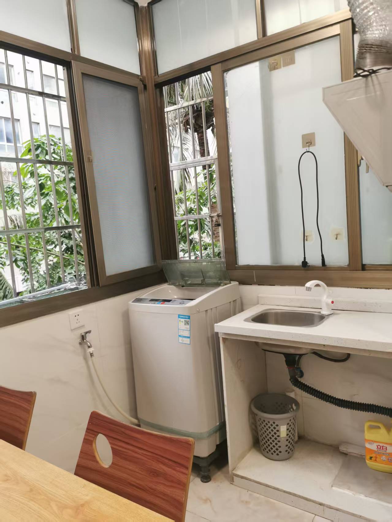 傍海小区  1室0厅1卫    1000.0元/月室内图