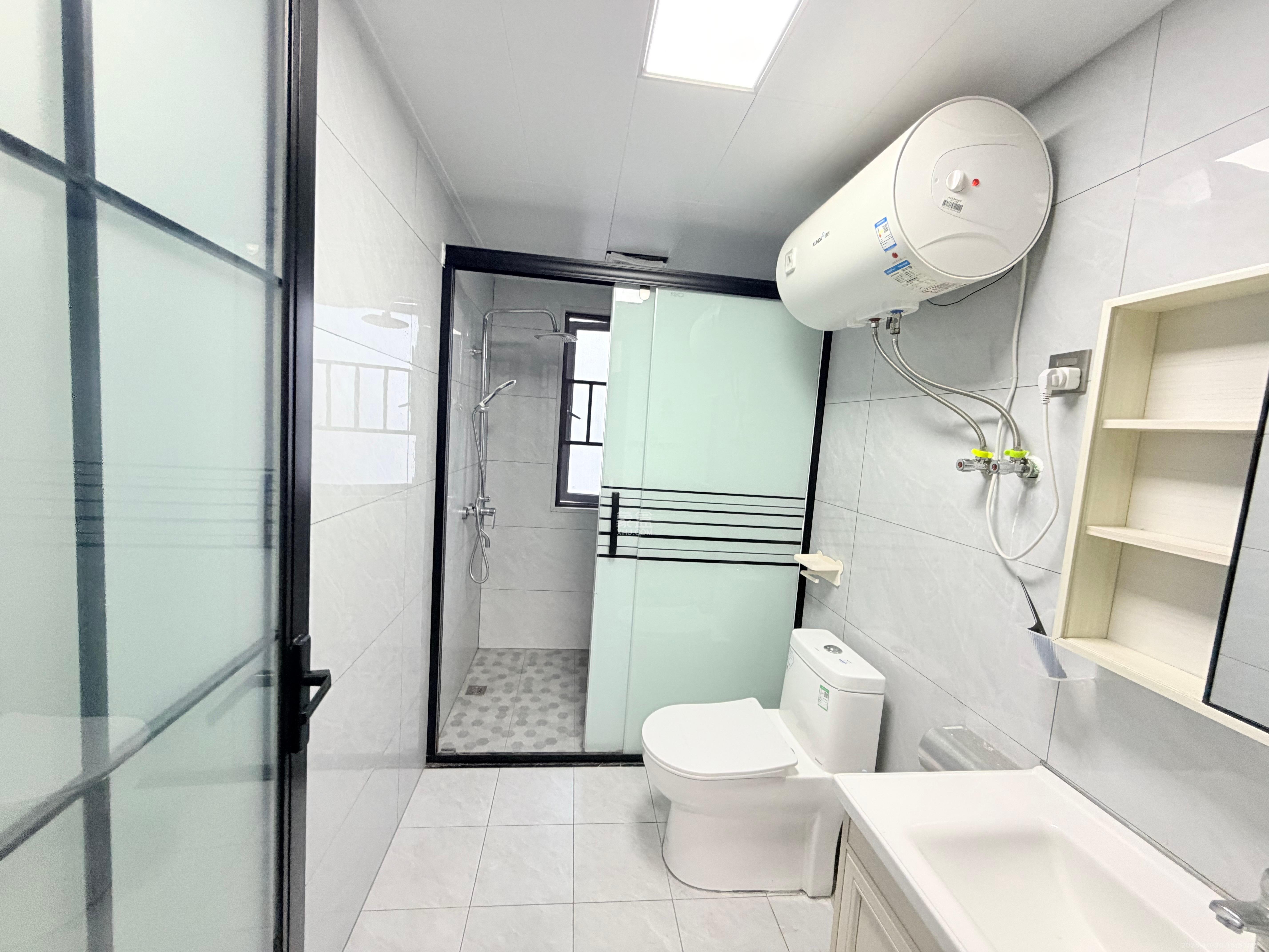 长房东旭国际 4室2厅2卫 4000.0元/月 长房东旭国际 4室2厅2卫 4000.0元/月室内图