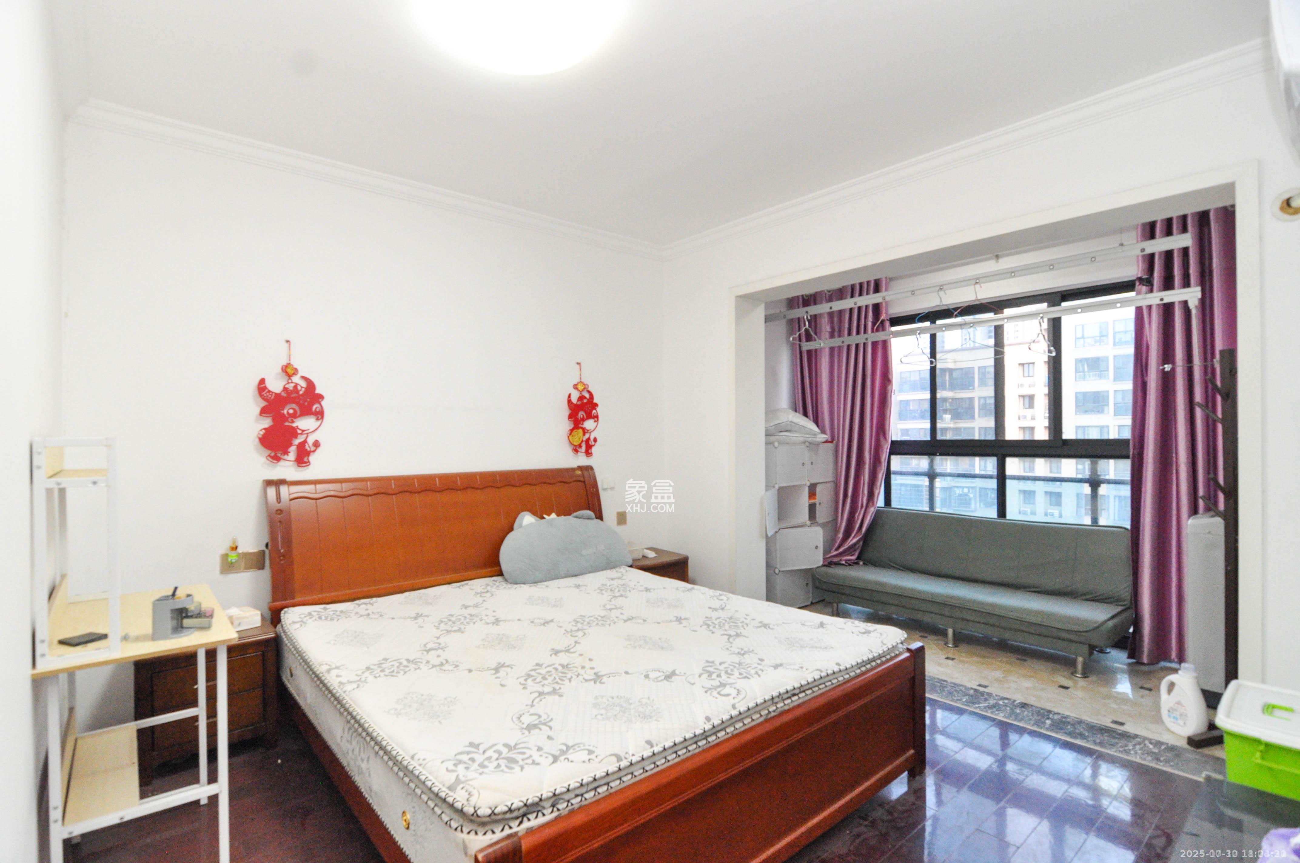 阿普阿布  3室2厅2卫    2700.0元/月室内图