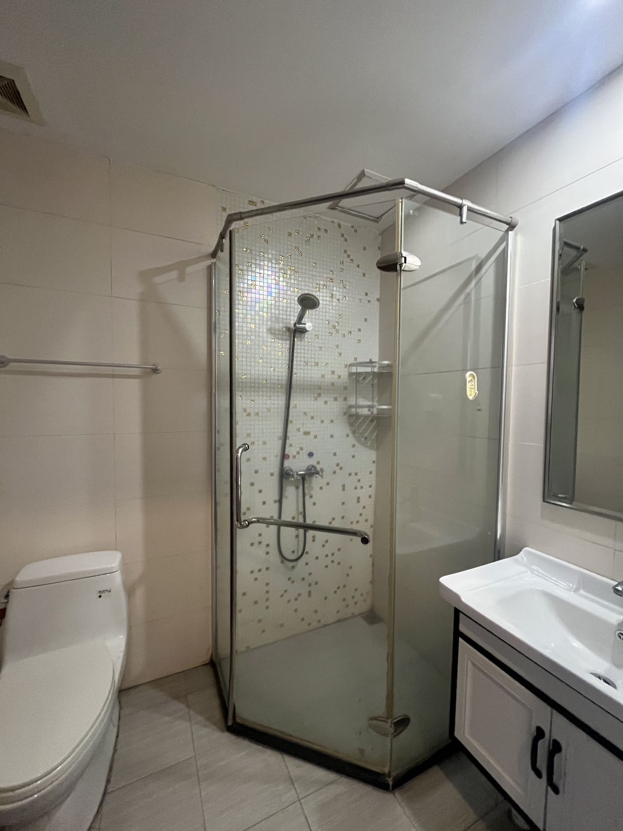 望海国际广场  1室0厅1卫    1500.0元/月室内图