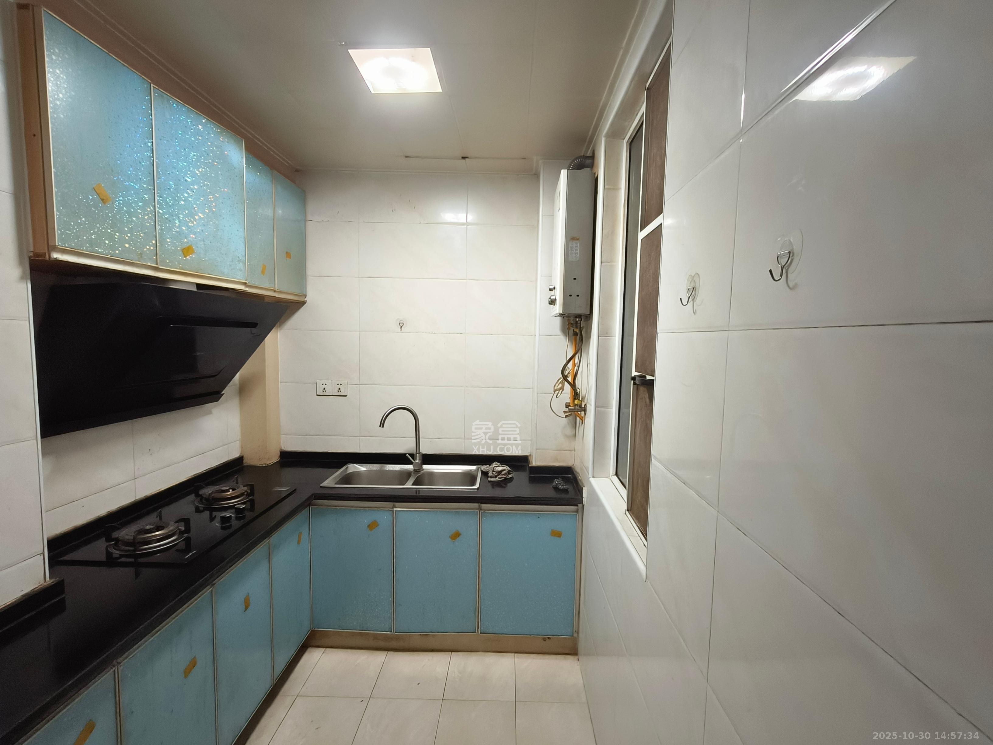 荷韵园  2室2厅1卫    1400.0元/月 荷韵园  2室2厅1卫    1400.0元/月室内图